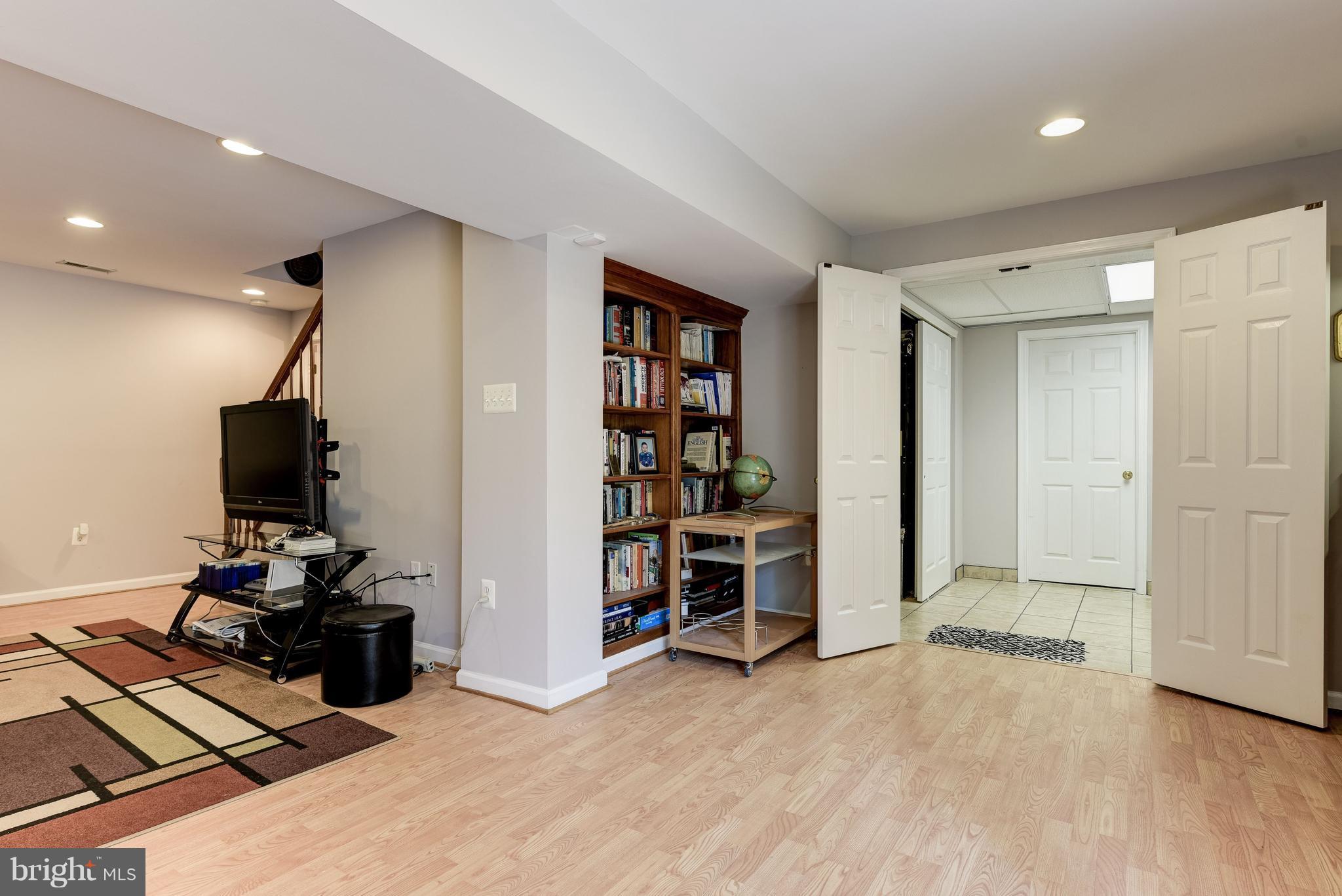 OLD BRIDGE ESTATES - Residential