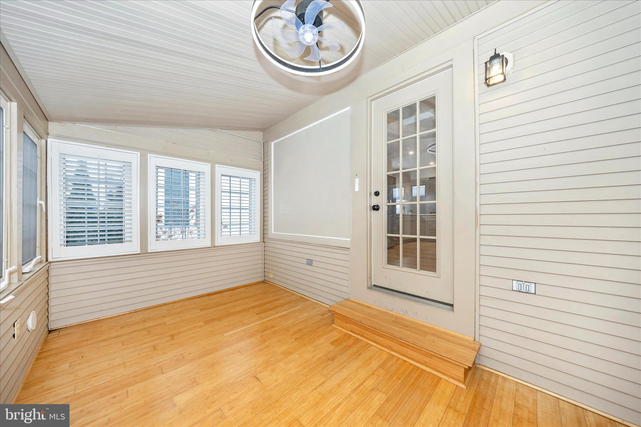 WORMANS MILL - Residential