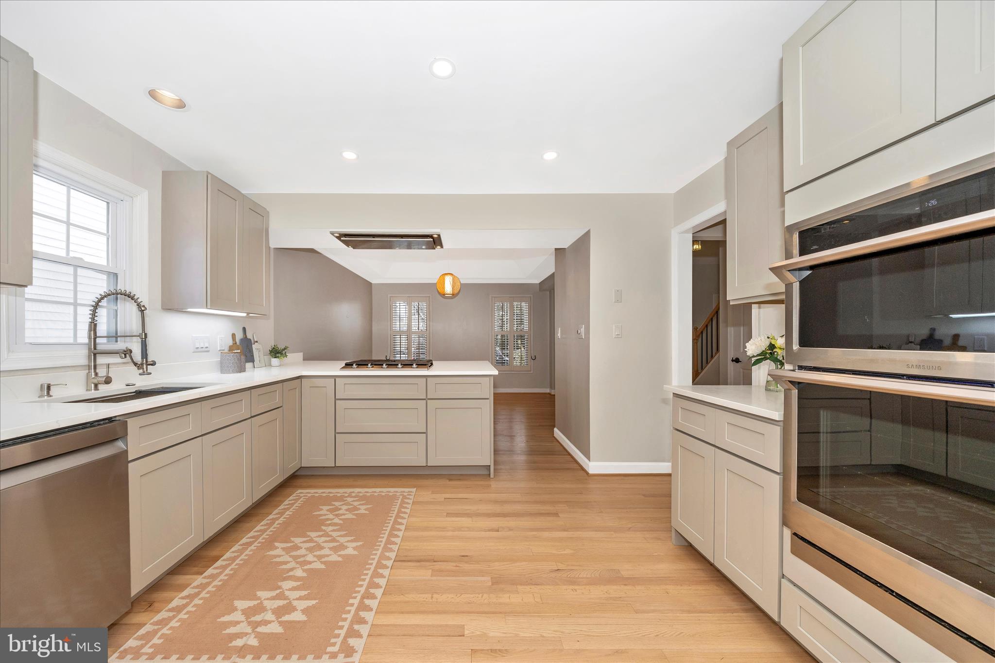 WORMANS MILL - Residential