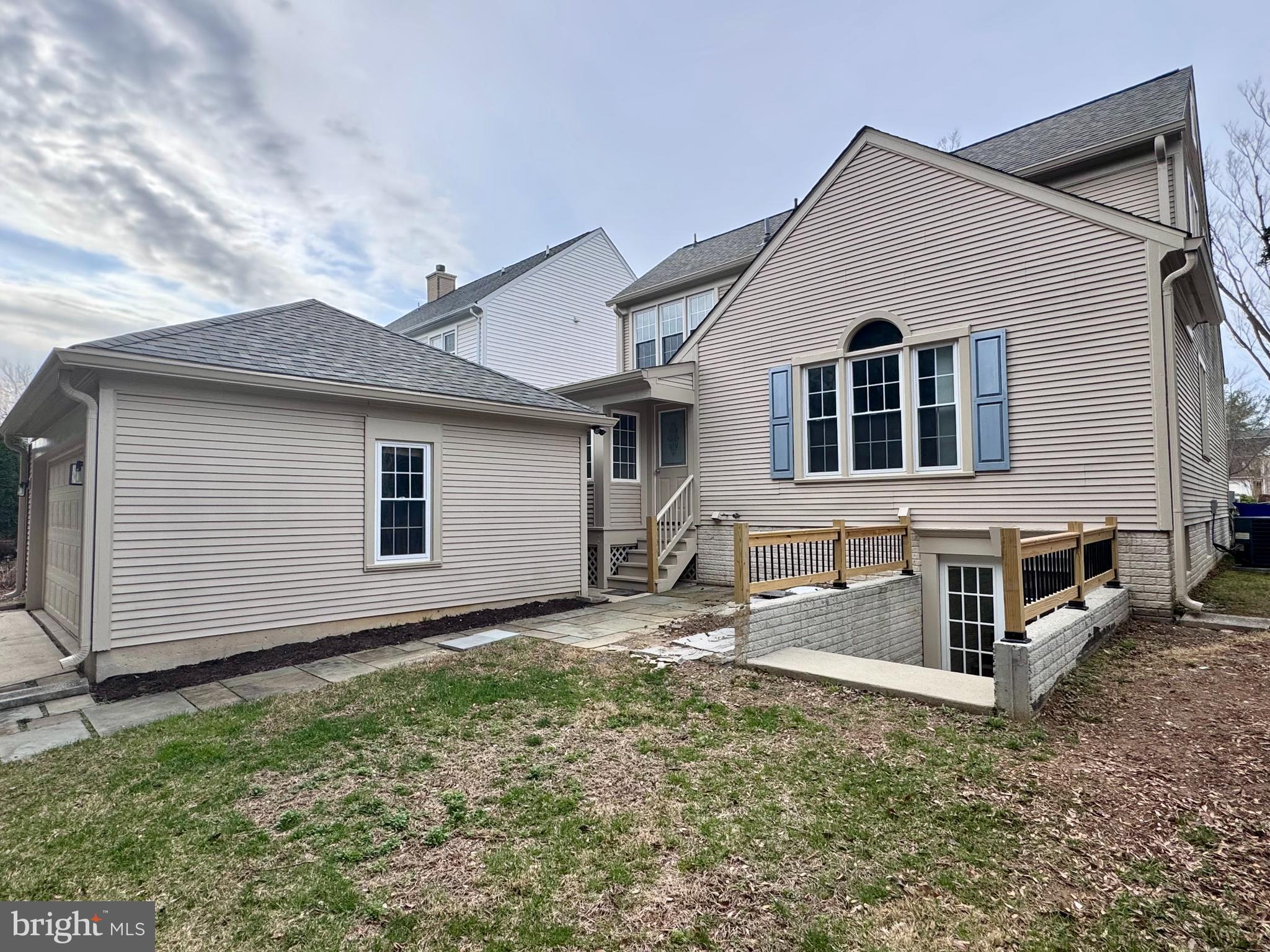 2478 5 SHILLINGS ROAD