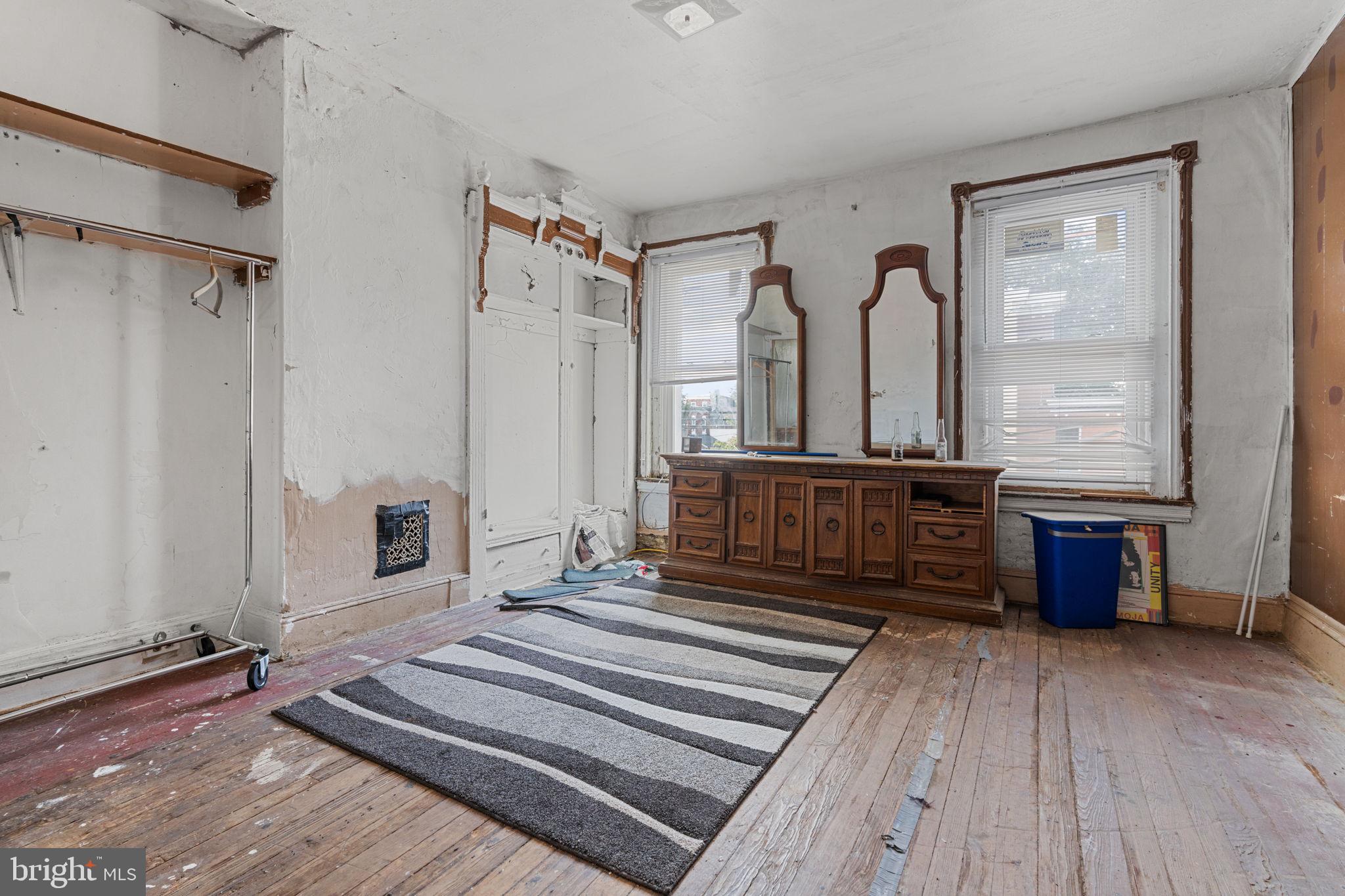 MANTUA - Residential