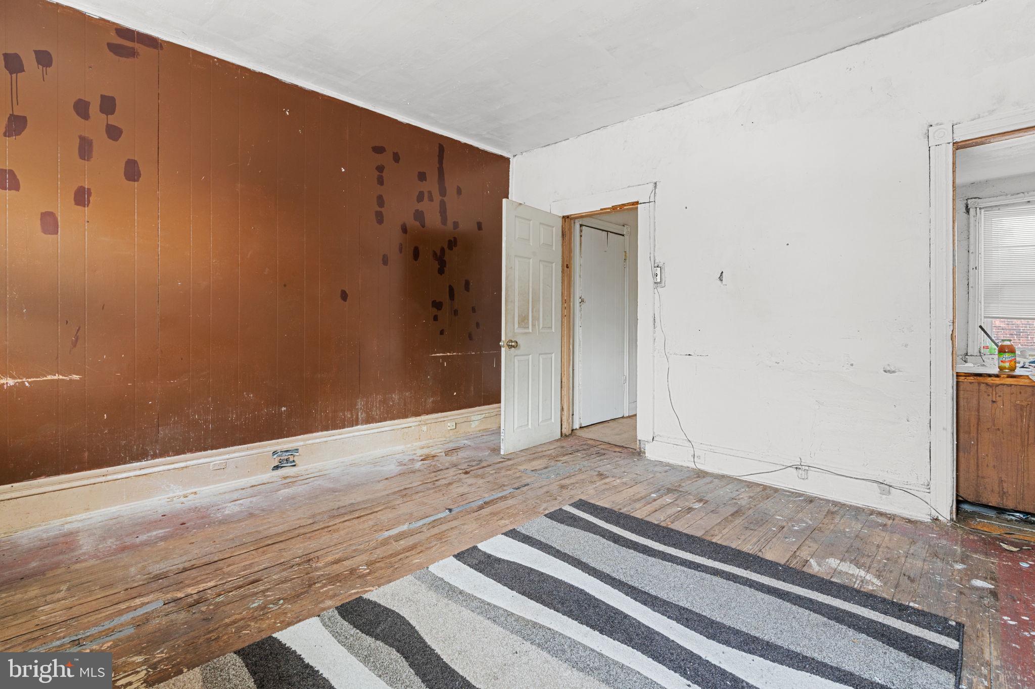 MANTUA - Residential