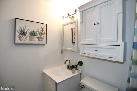 Tiny photo for 5768 Yellowrose Ct, COLUMBIA, MD 21045 (MLS # MDHW2066354)