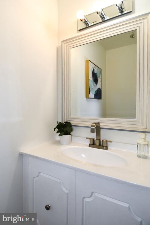 Tiny photo for 5768 Yellowrose Ct, COLUMBIA, MD 21045 (MLS # MDHW2066354)