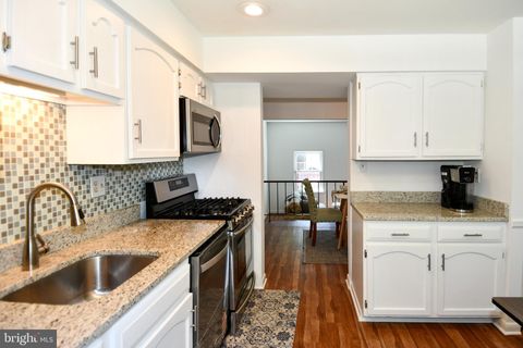 Tiny photo for 5768 Yellowrose Ct, COLUMBIA, MD 21045 (MLS # MDHW2066354)