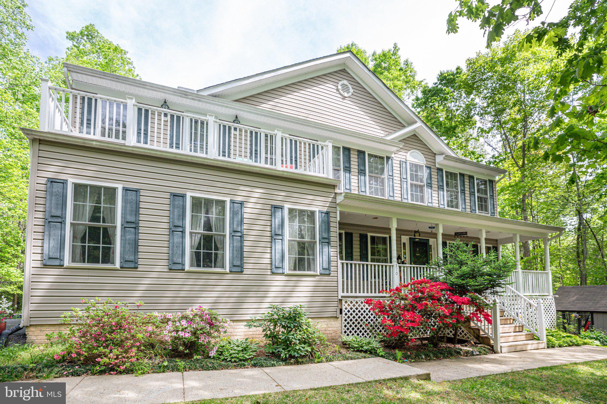 ROYAL HILLS ESTATES - Residential