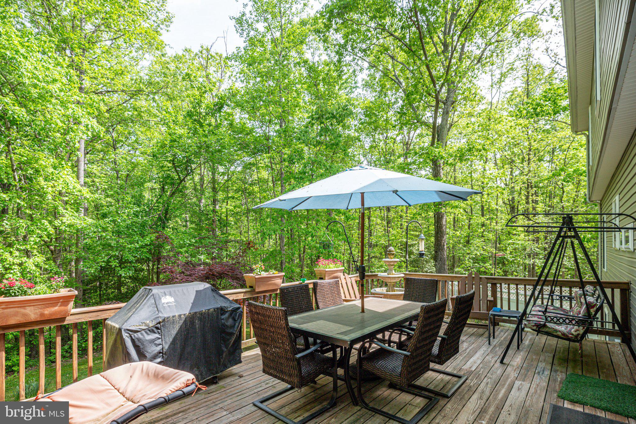 ROYAL HILLS ESTATES - Residential