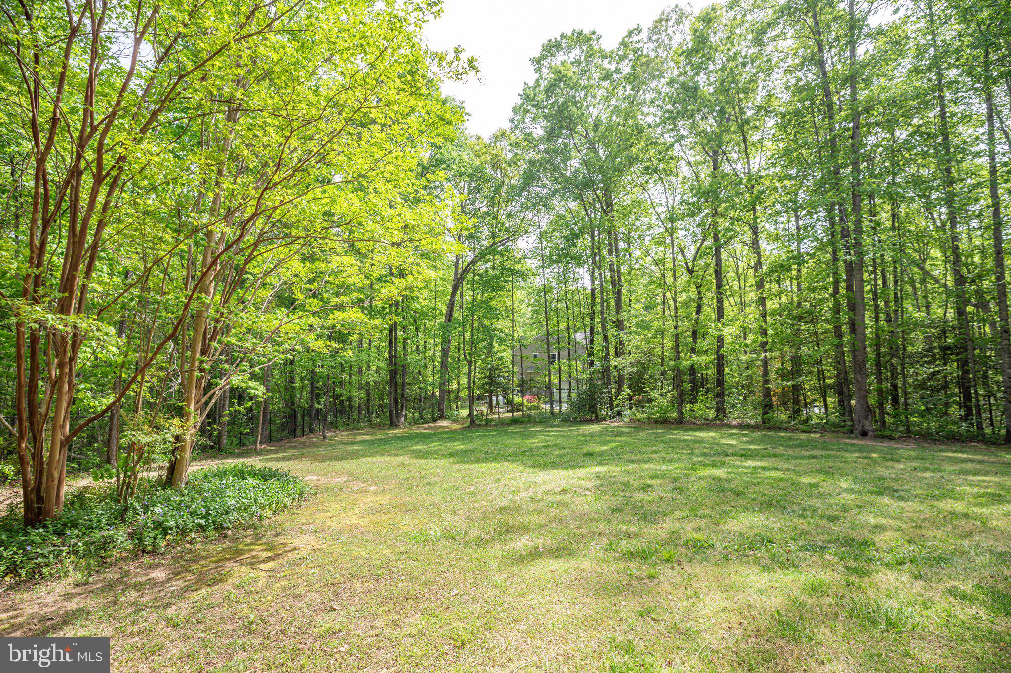 ROYAL HILLS ESTATES - Residential