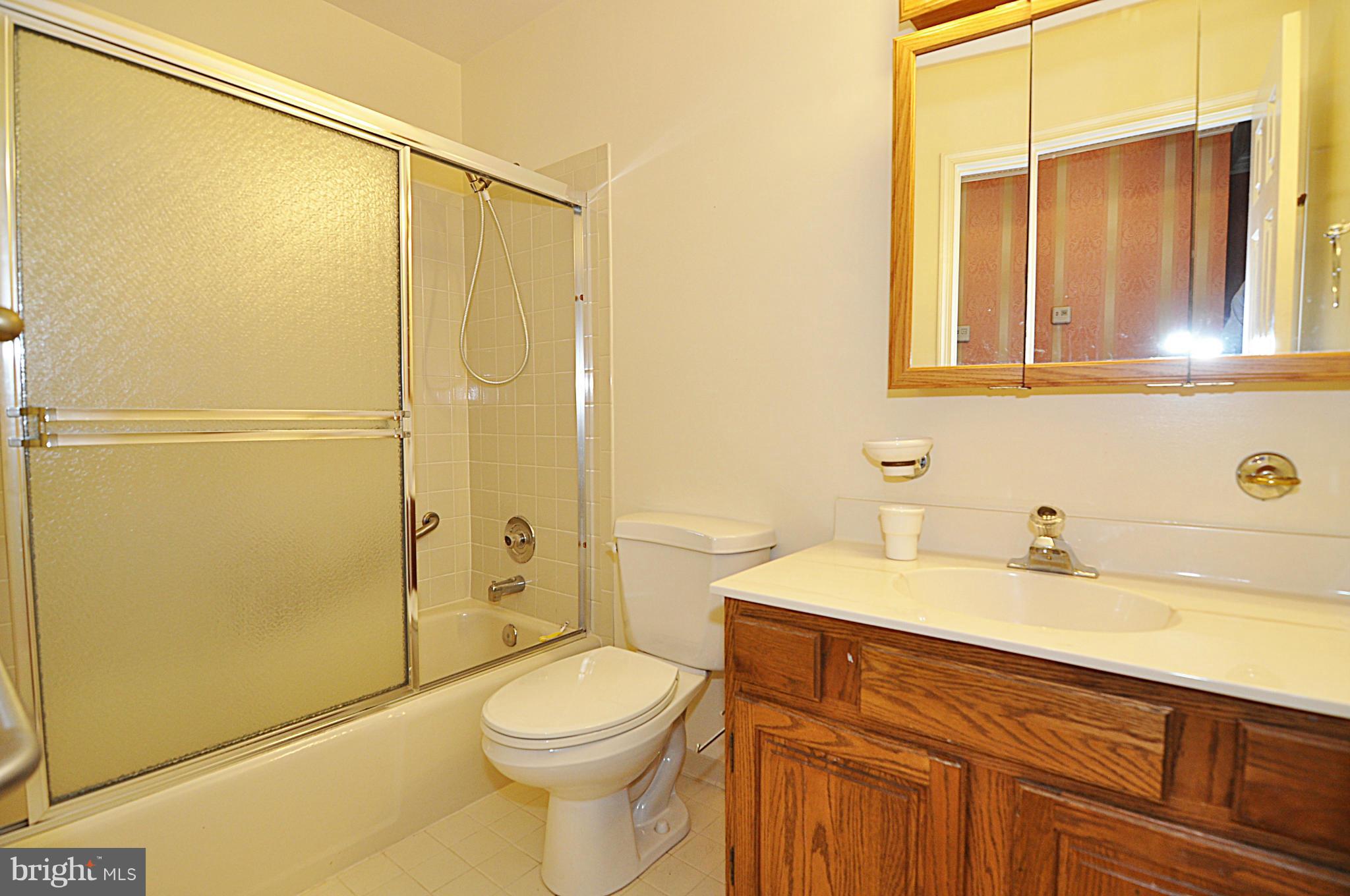 ROBERT E STAFFORD - Residential Lease