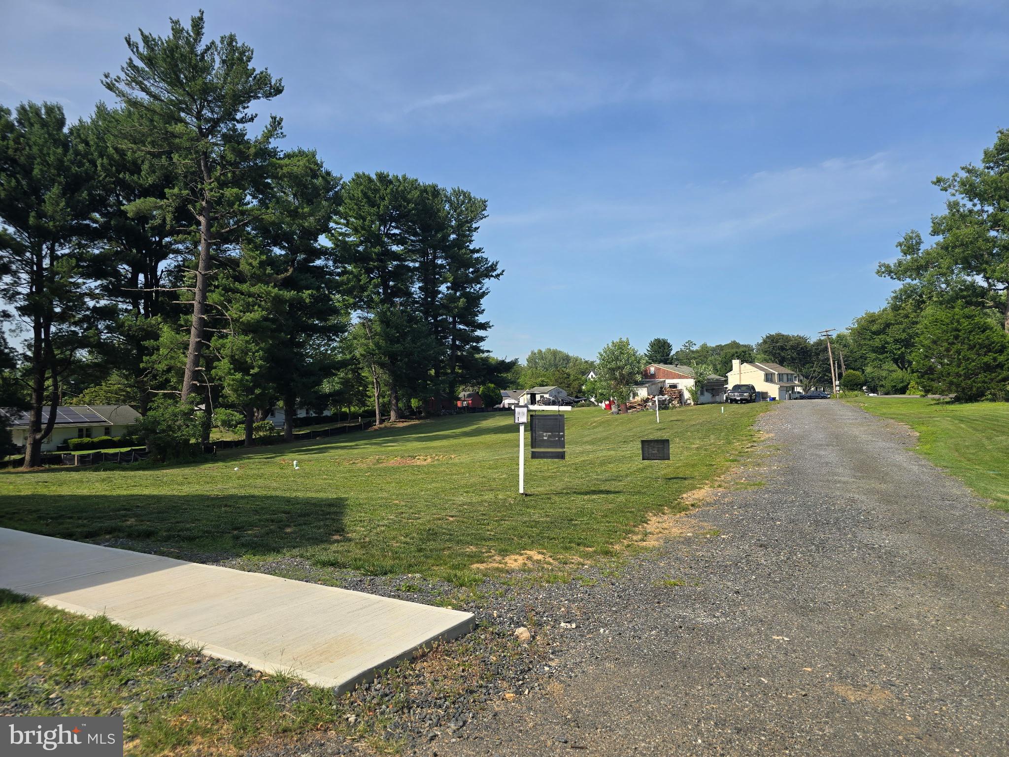 8329 GROVE ANGLE ROAD