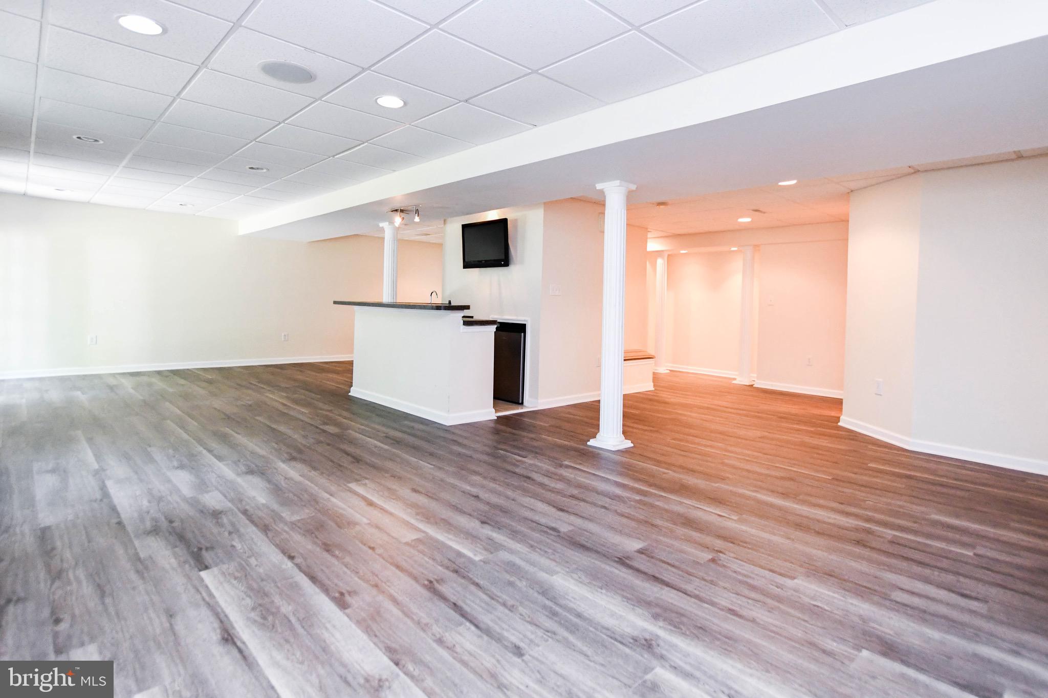 HIDDEN ACRES - Residential