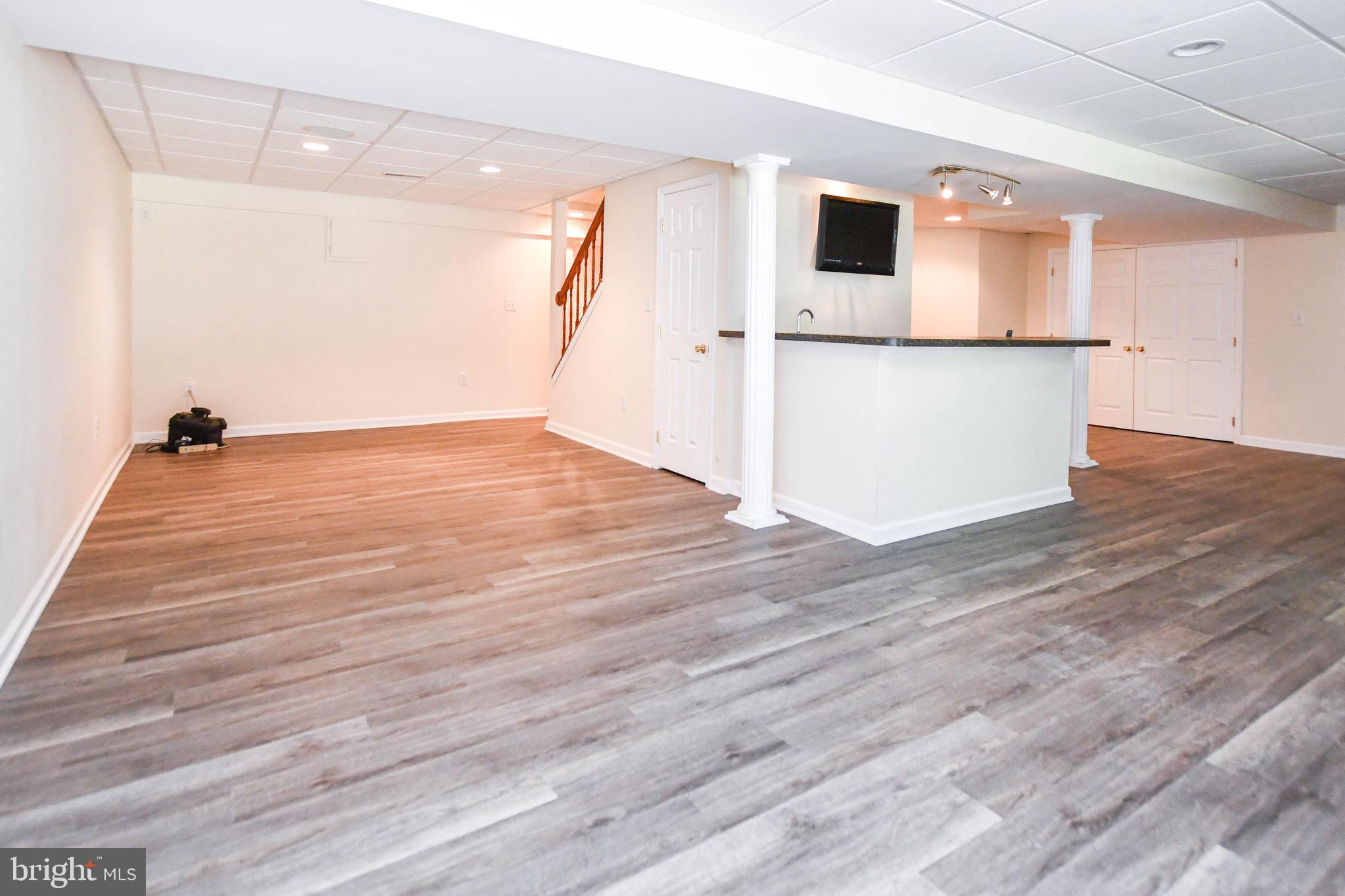 HIDDEN ACRES - Residential