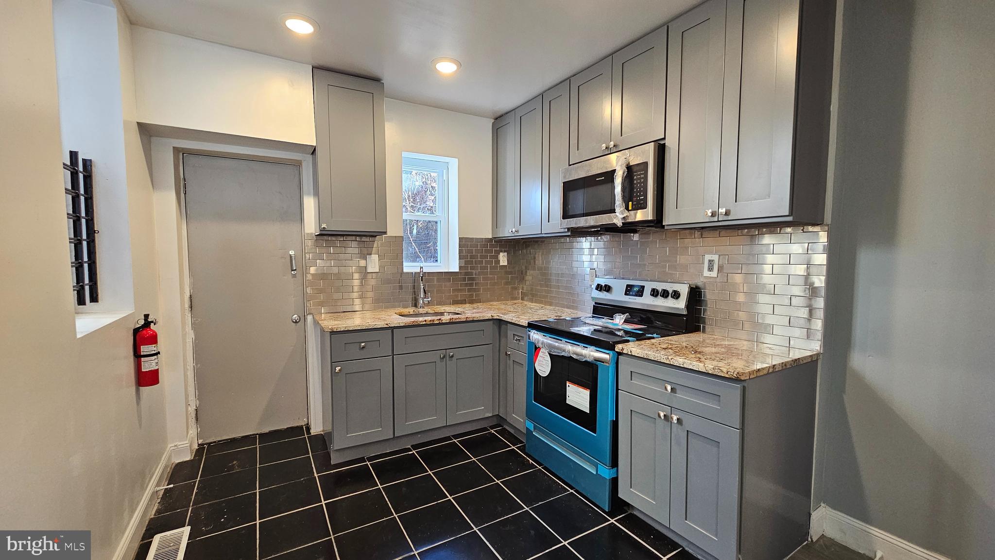 PHILADELPHIA - Residential