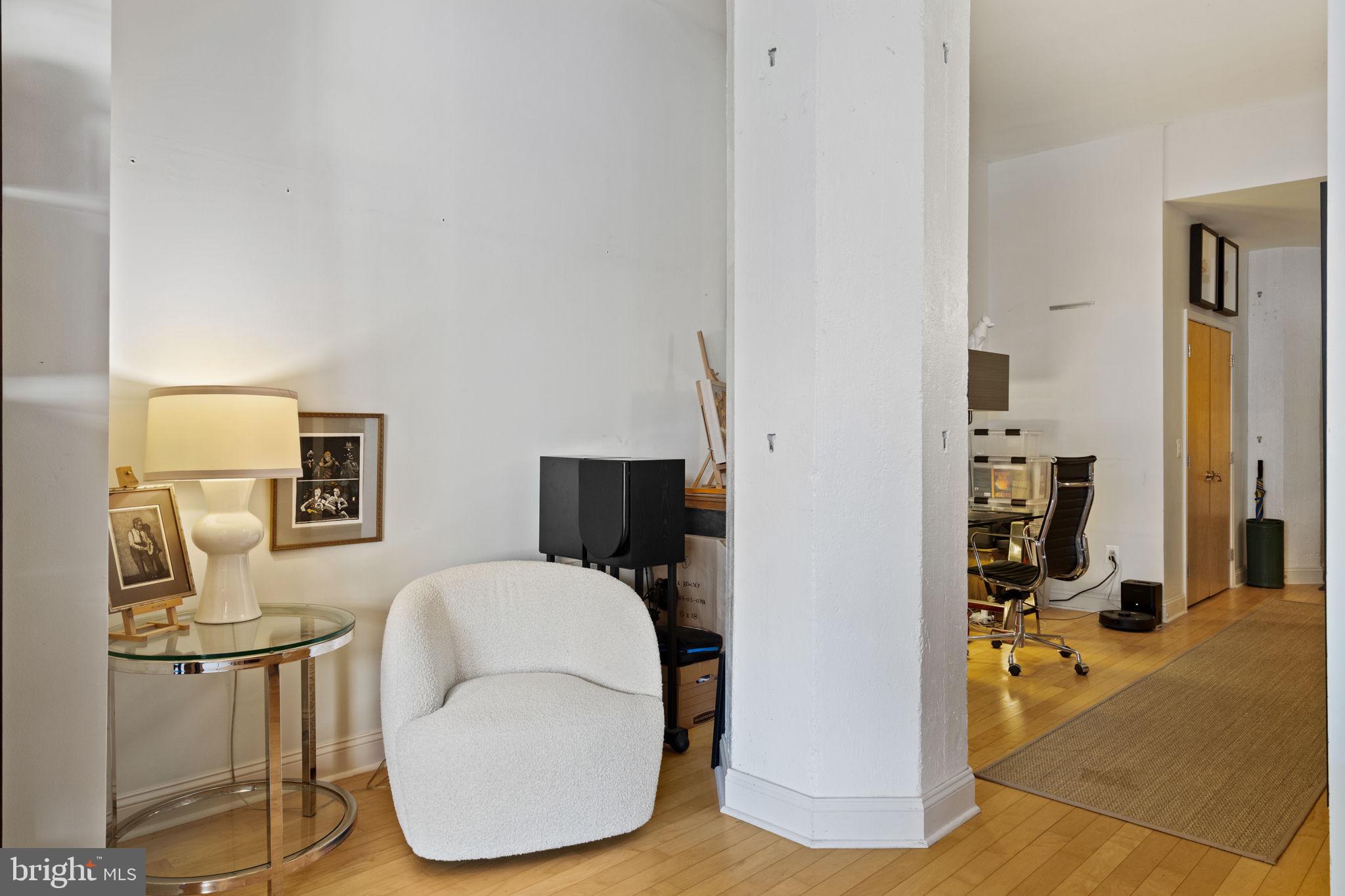 AVENUE OF THE ARTS - Residential