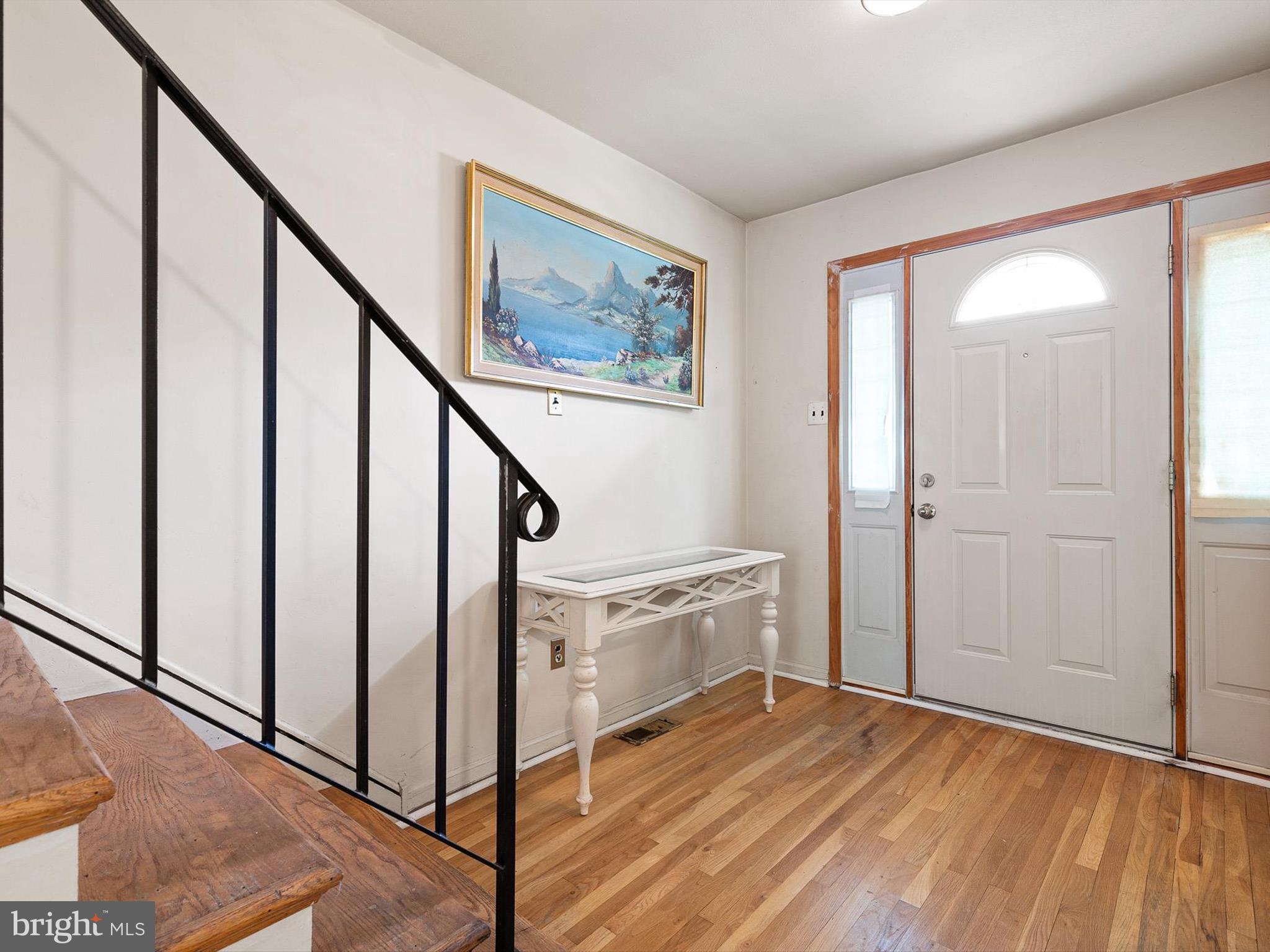 10 DUQUESNE COURT