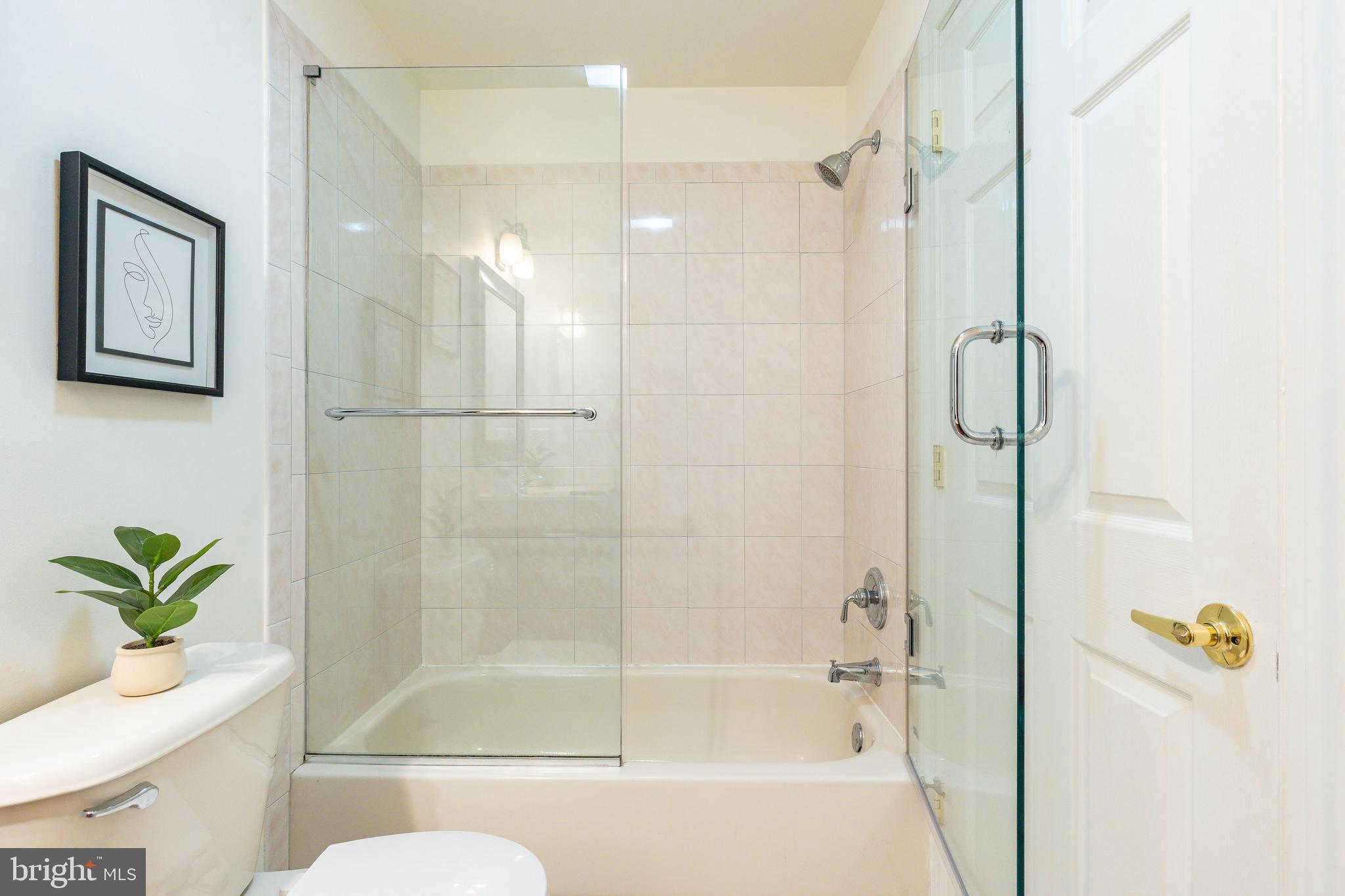 OLD CITY - Residential