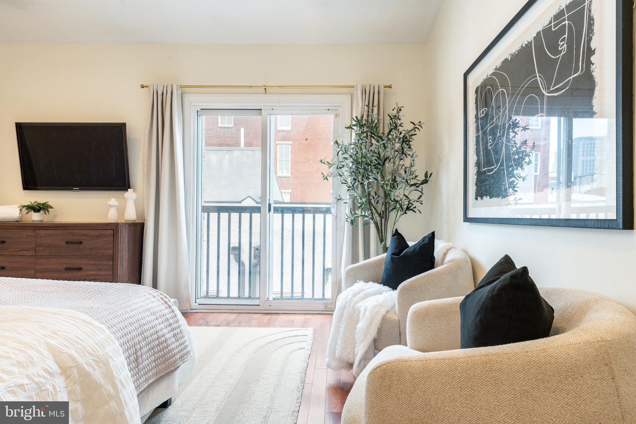 OLD CITY - Residential