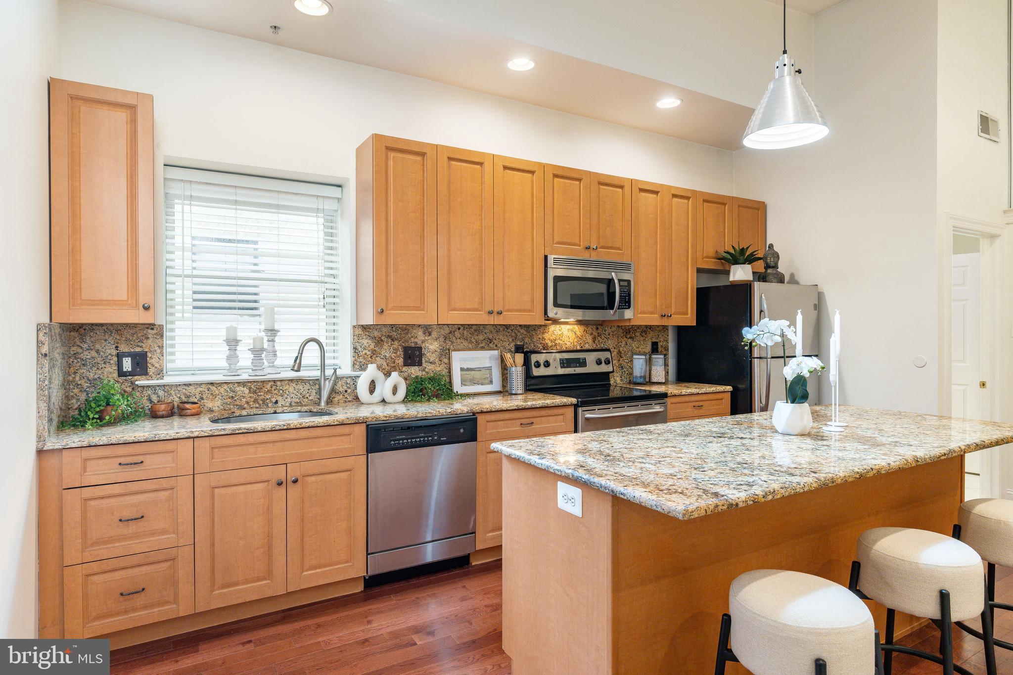 OLD CITY - Residential