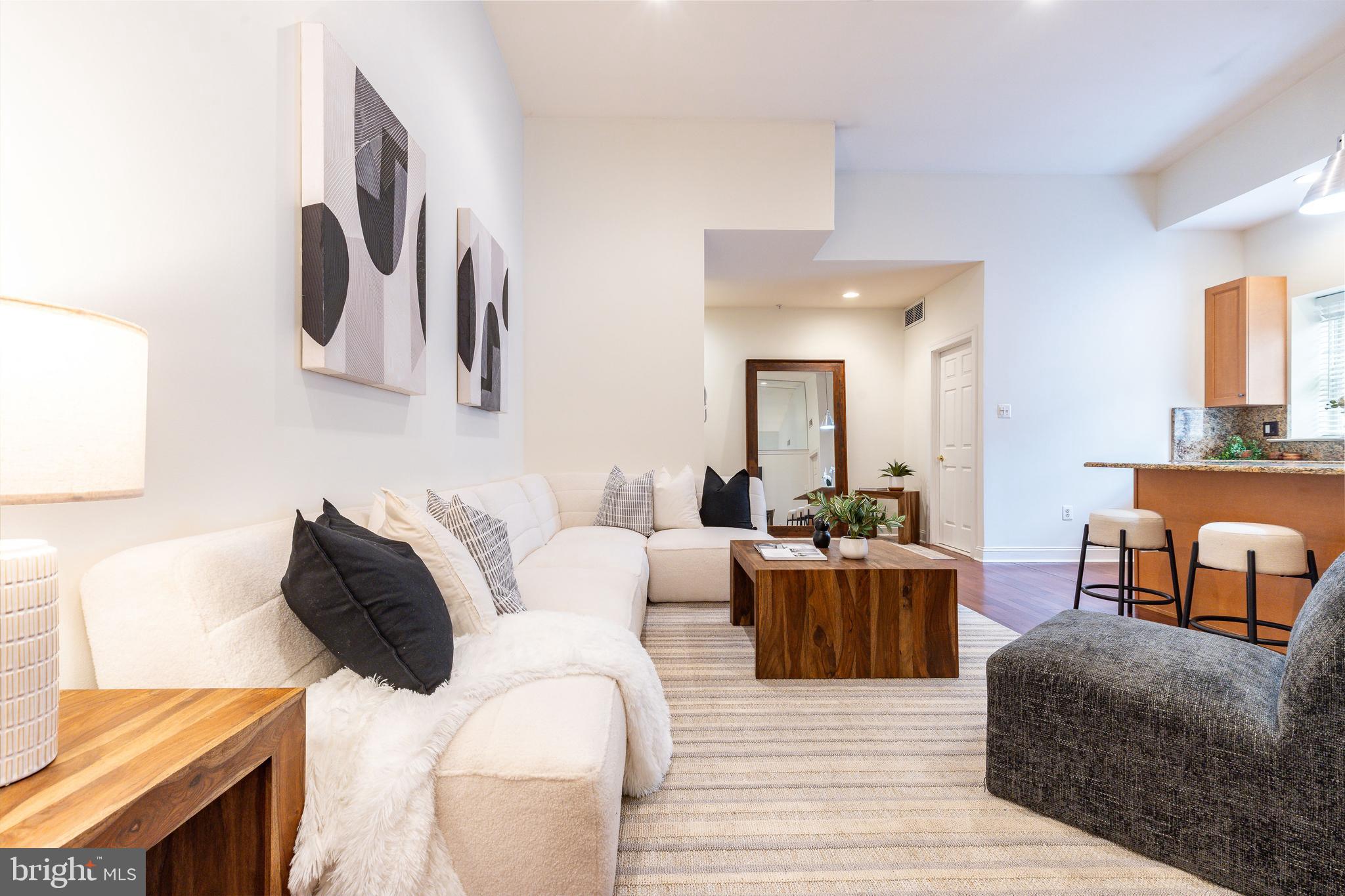 OLD CITY - Residential