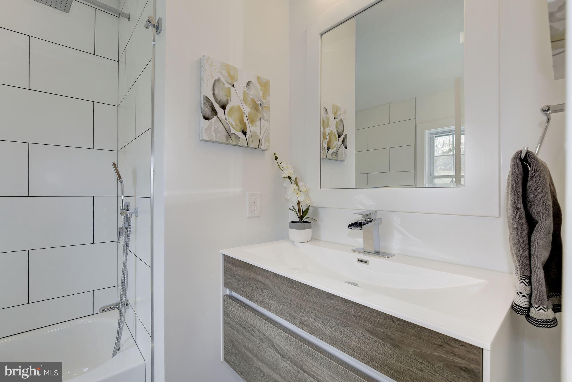 SILVER SPRING - Residential