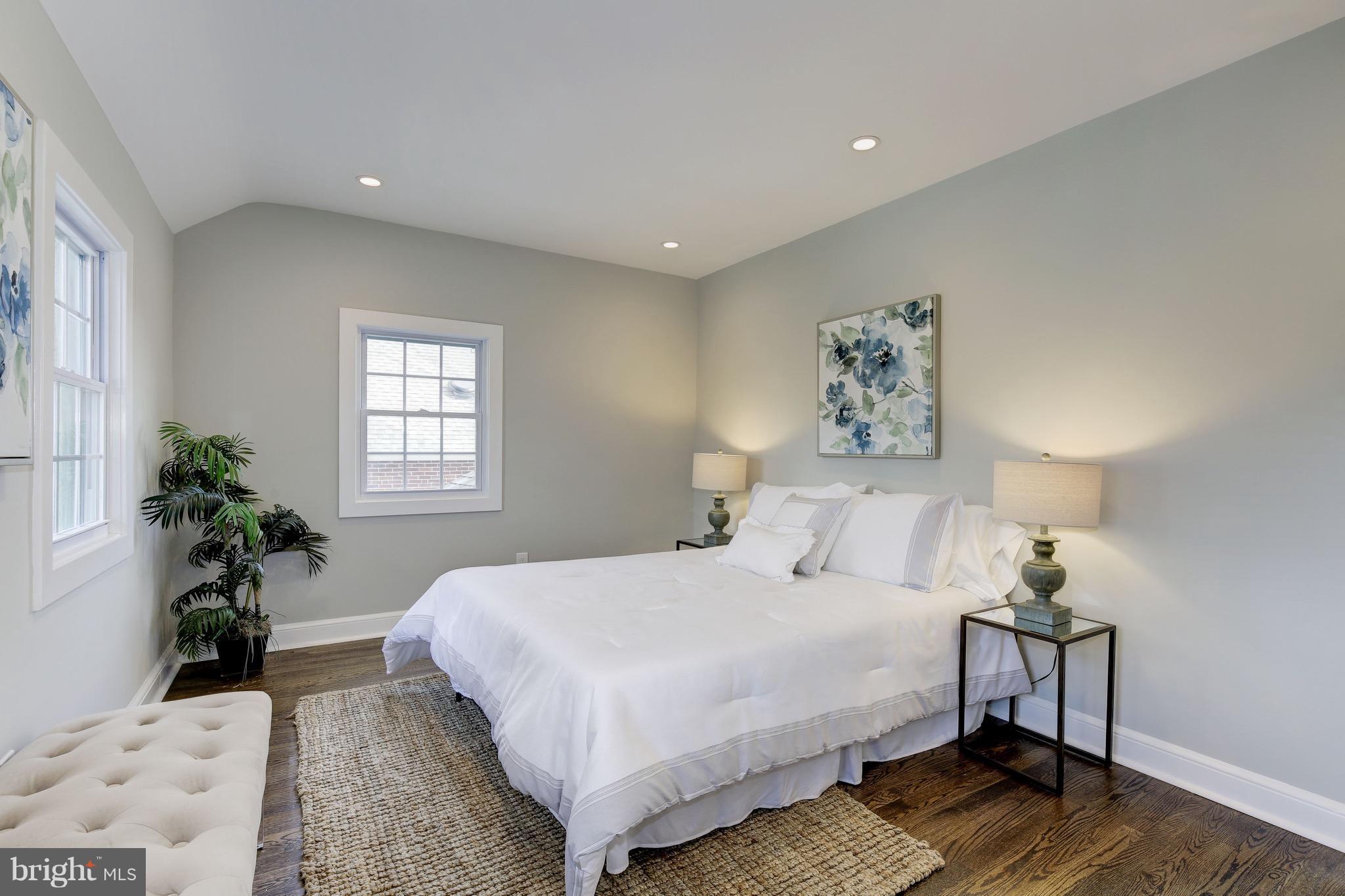 SILVER SPRING - Residential