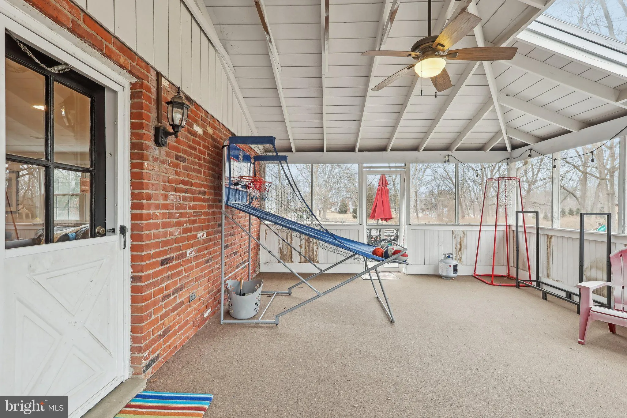 Berwyn, Pennsylvania 19312, United States, 6 Bedrooms Bedrooms, ,3 BathroomsBathrooms,Residential,Pending,1251