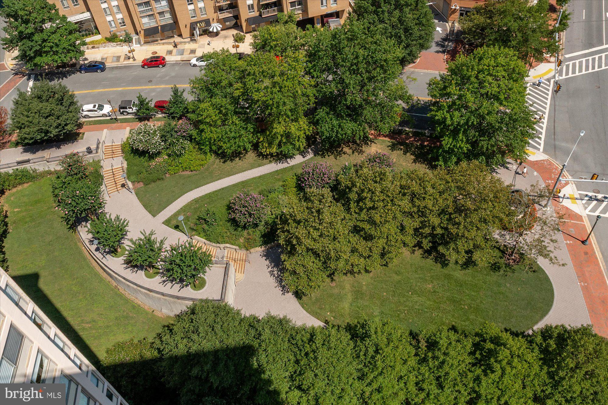 WILLOUGHBY OF CHEVY CHASE - Residential