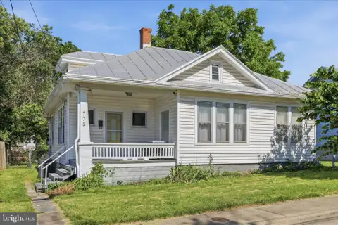 MLS: VAHC2000624
