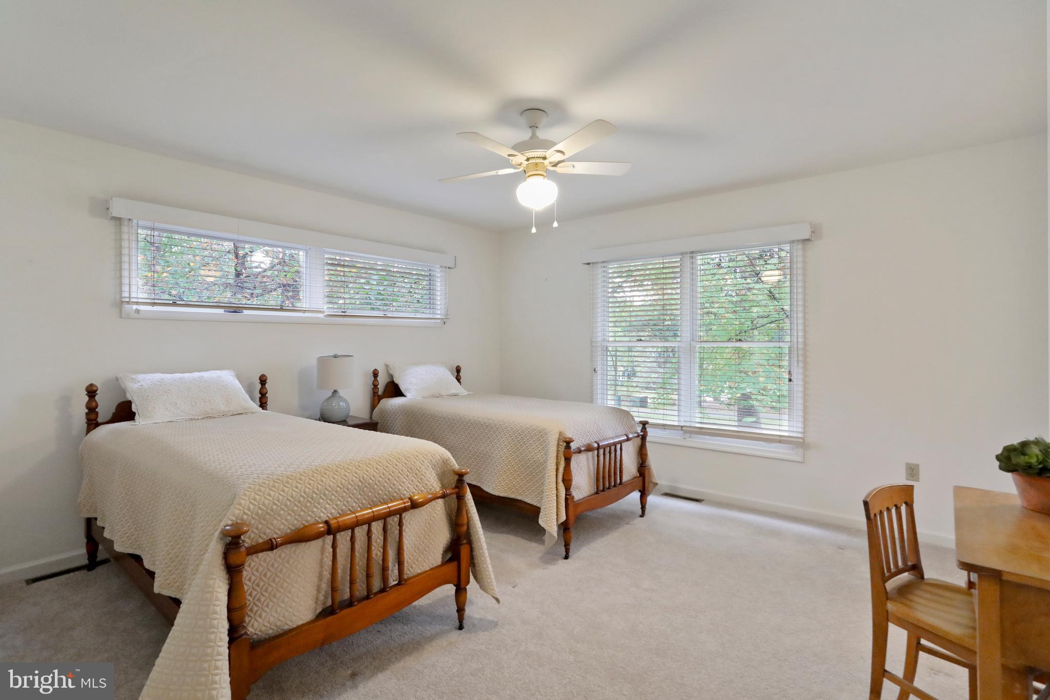 THE WOODS - Residential