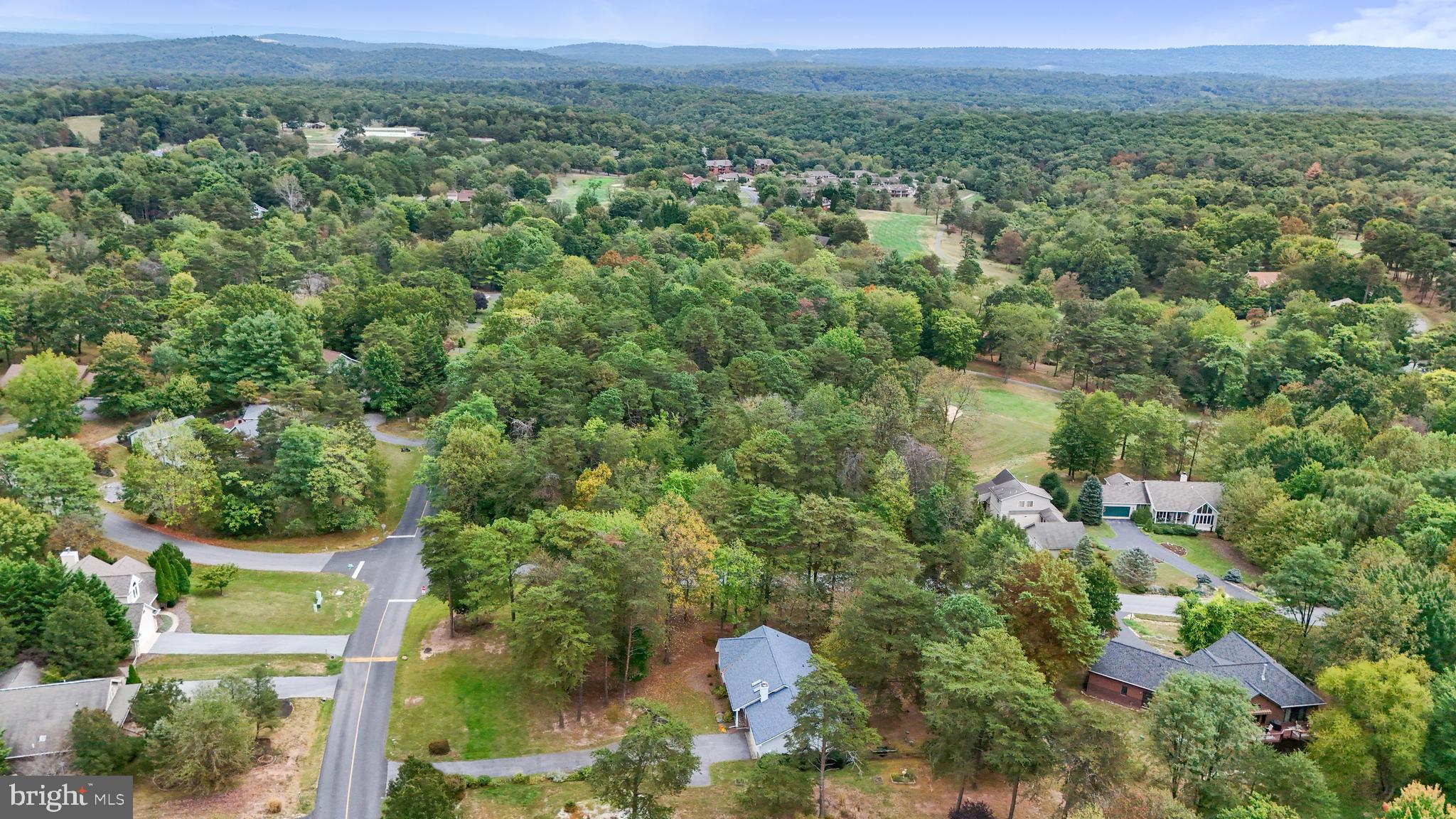 THE WOODS - Residential