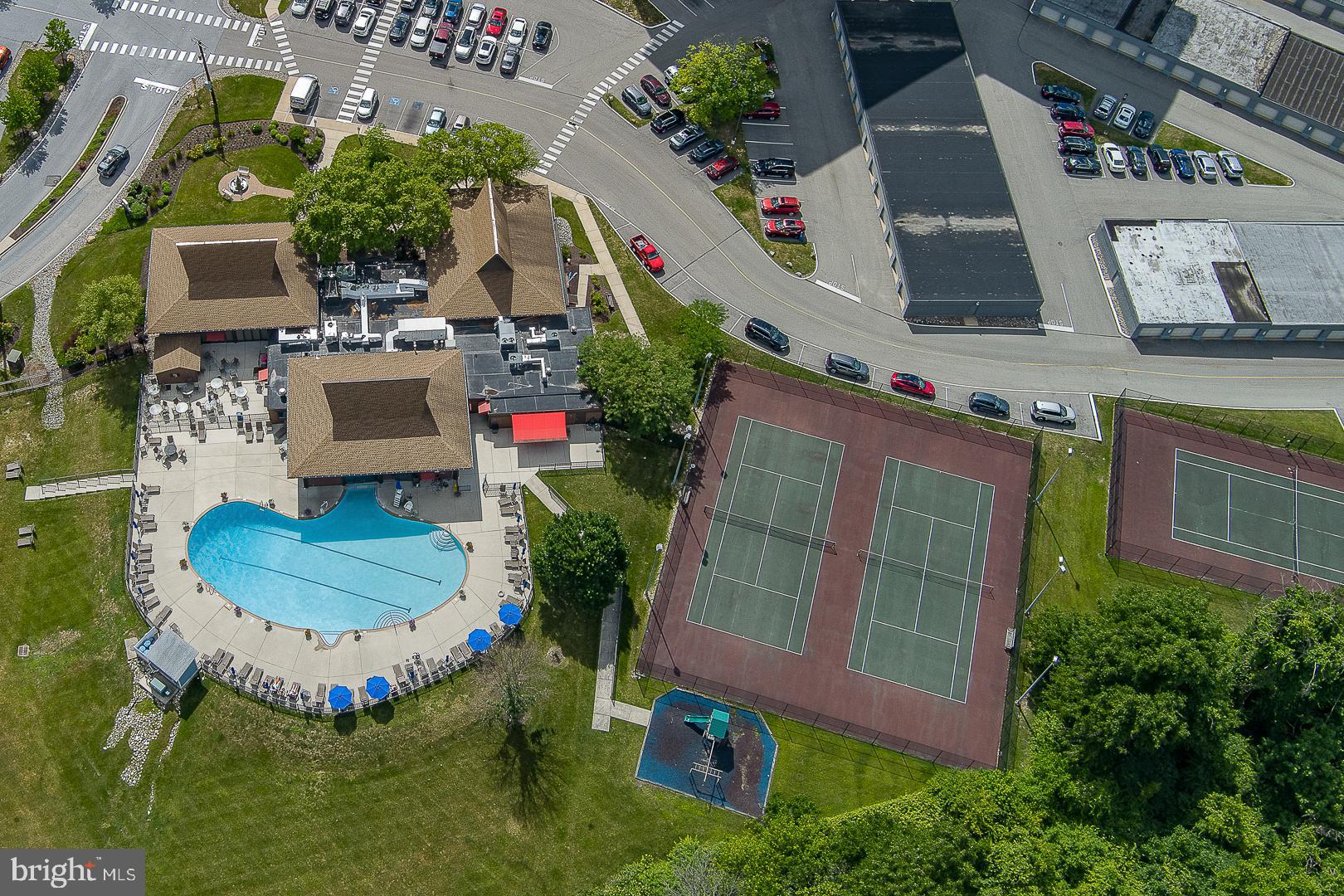 VALLEY FORGE TOWER - Residential