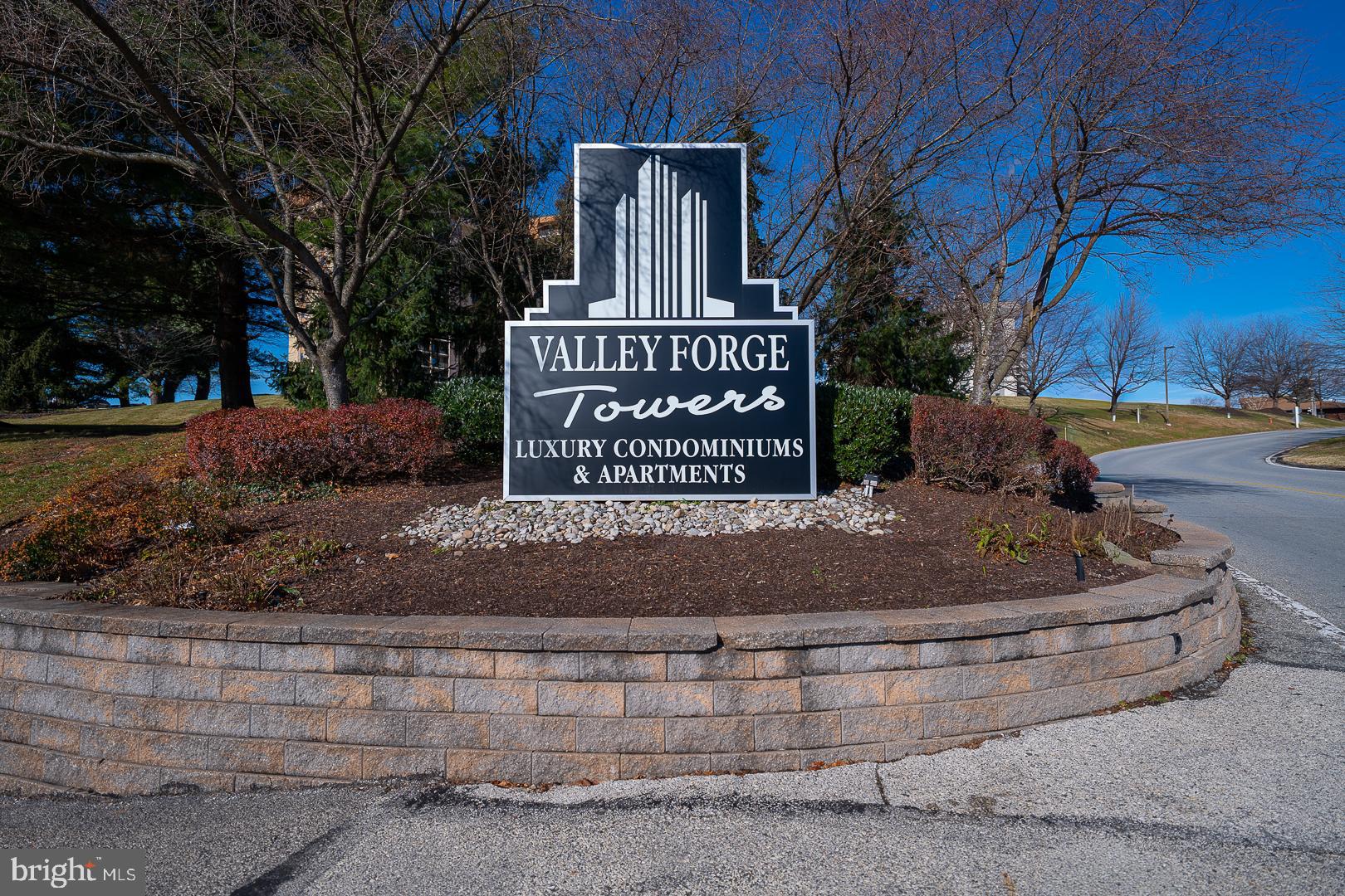 VALLEY FORGE TOWER - Residential
