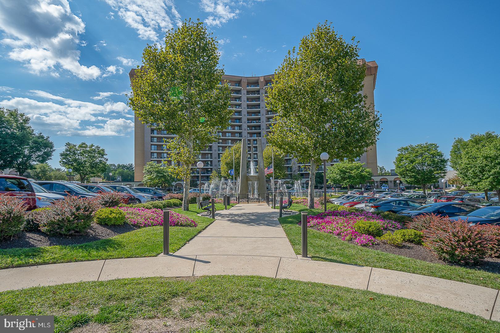 VALLEY FORGE TOWER - Residential