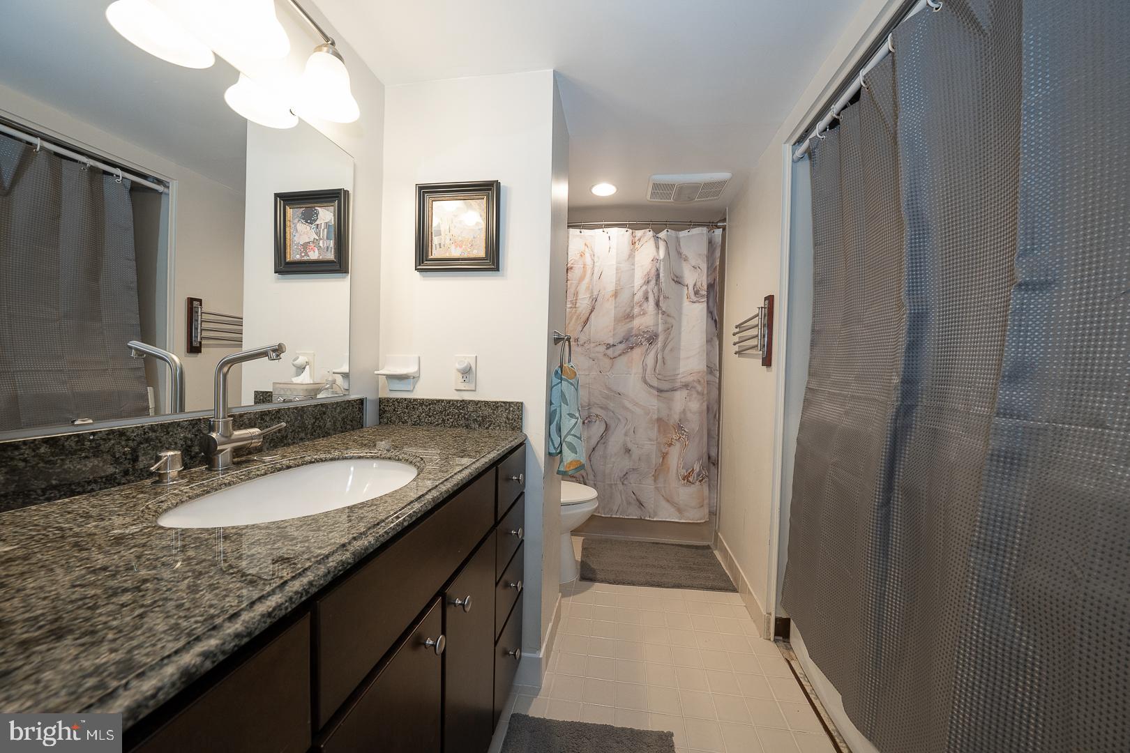 VALLEY FORGE TOWER - Residential