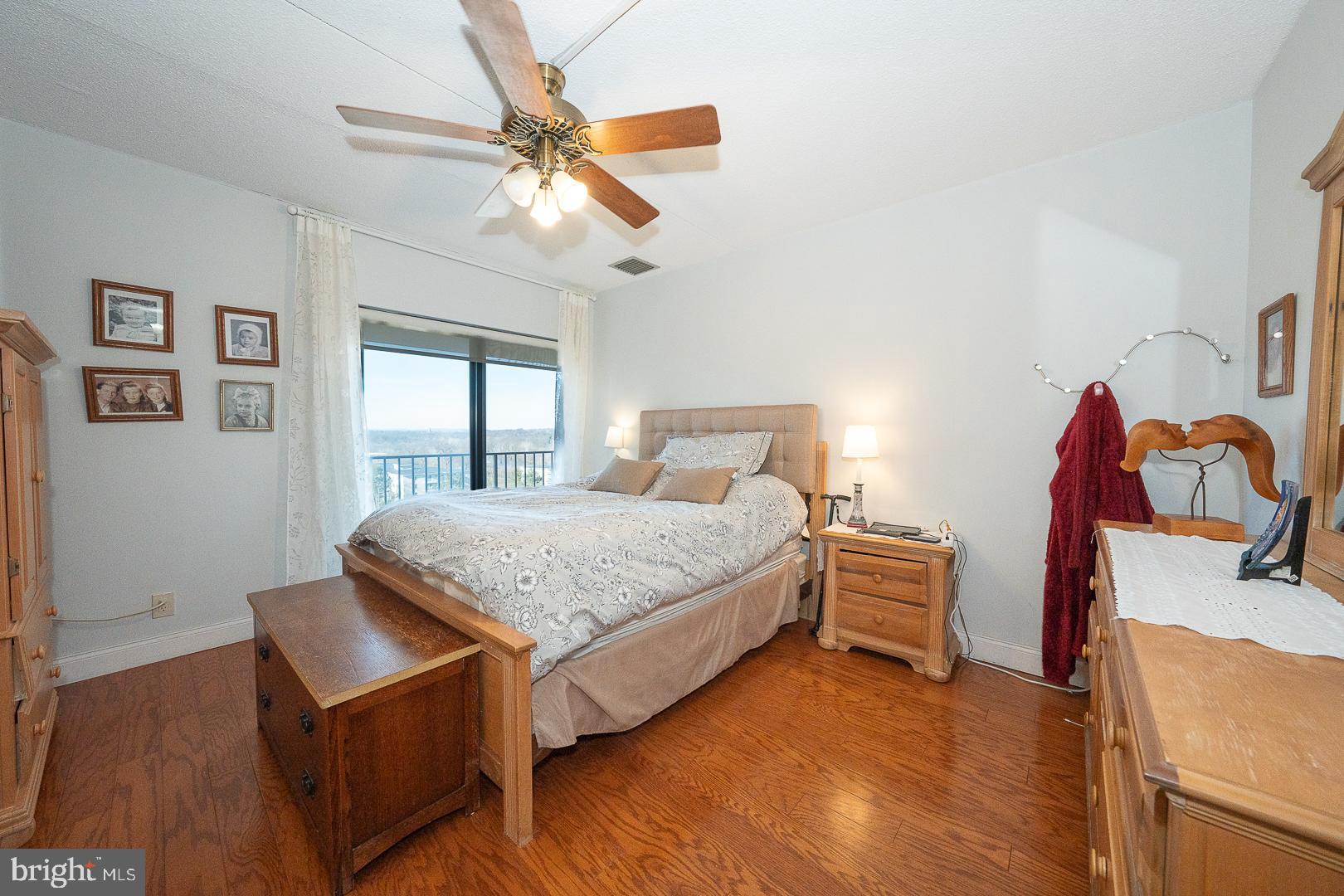 VALLEY FORGE TOWER - Residential