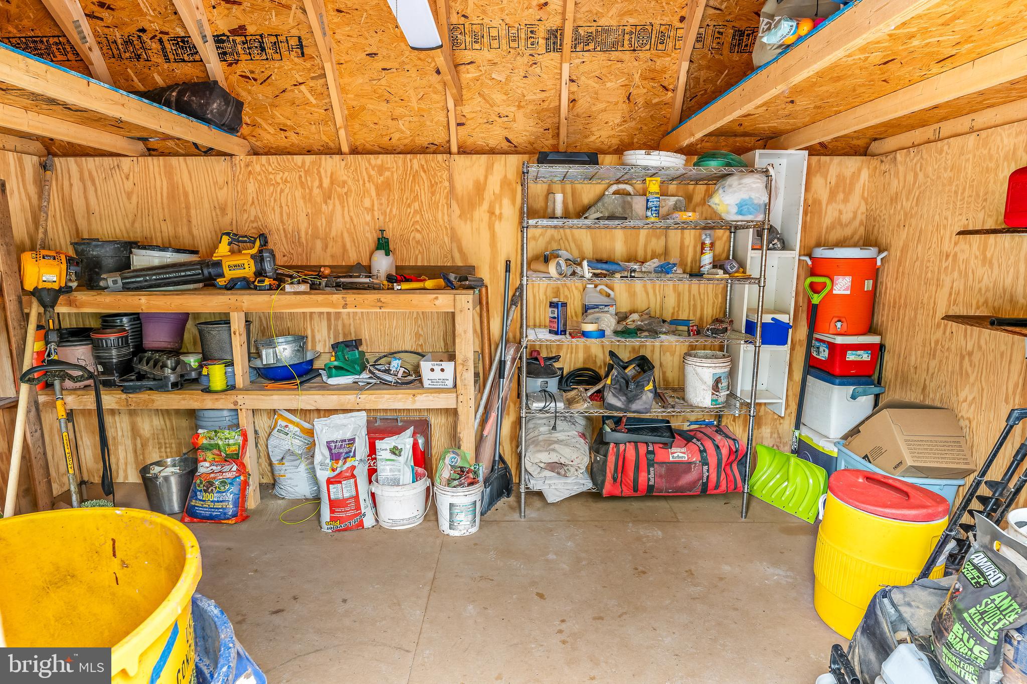 1305 WHISPERING PINES ROAD