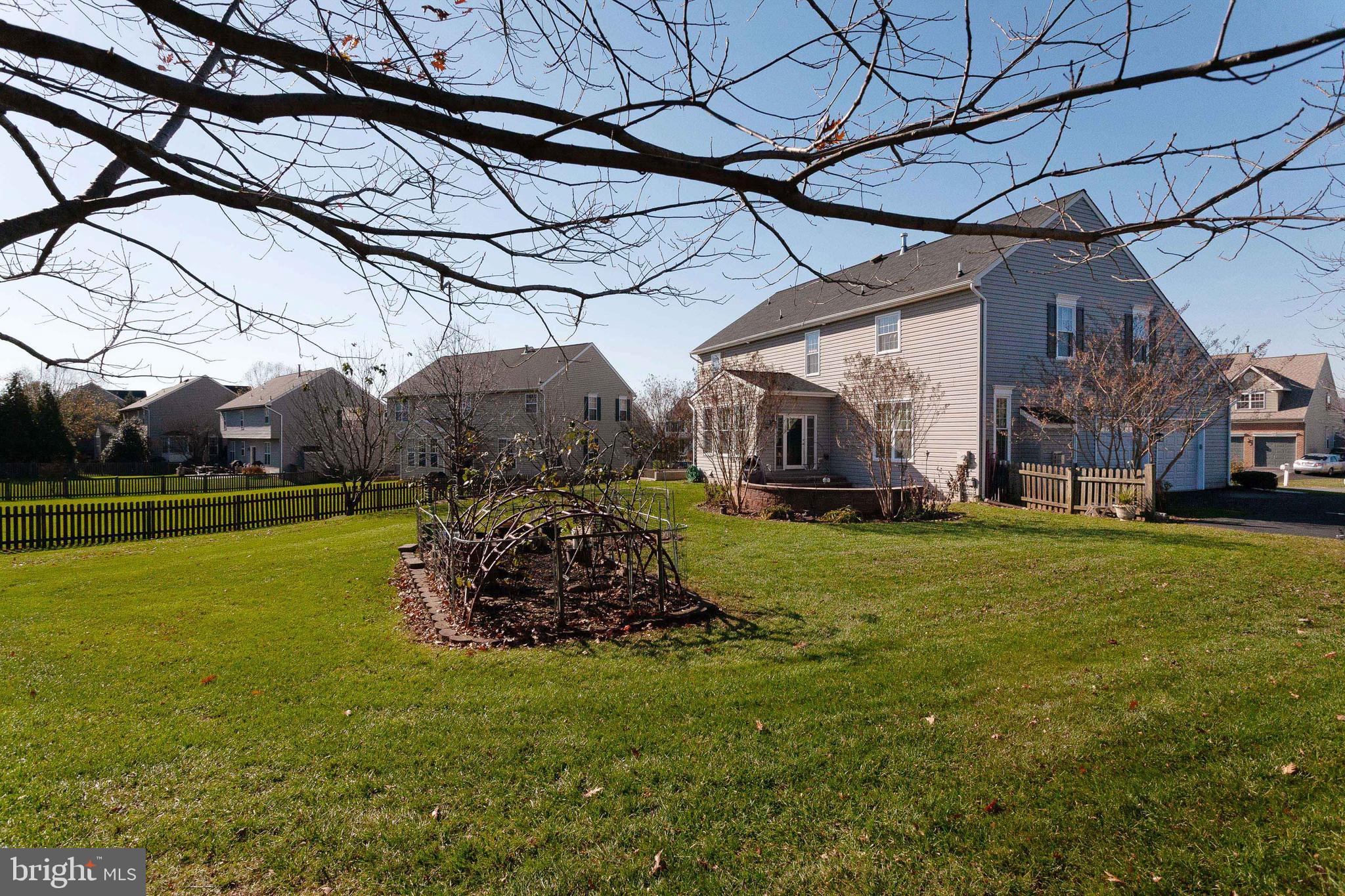 GREEN HILL MANOR - Residential