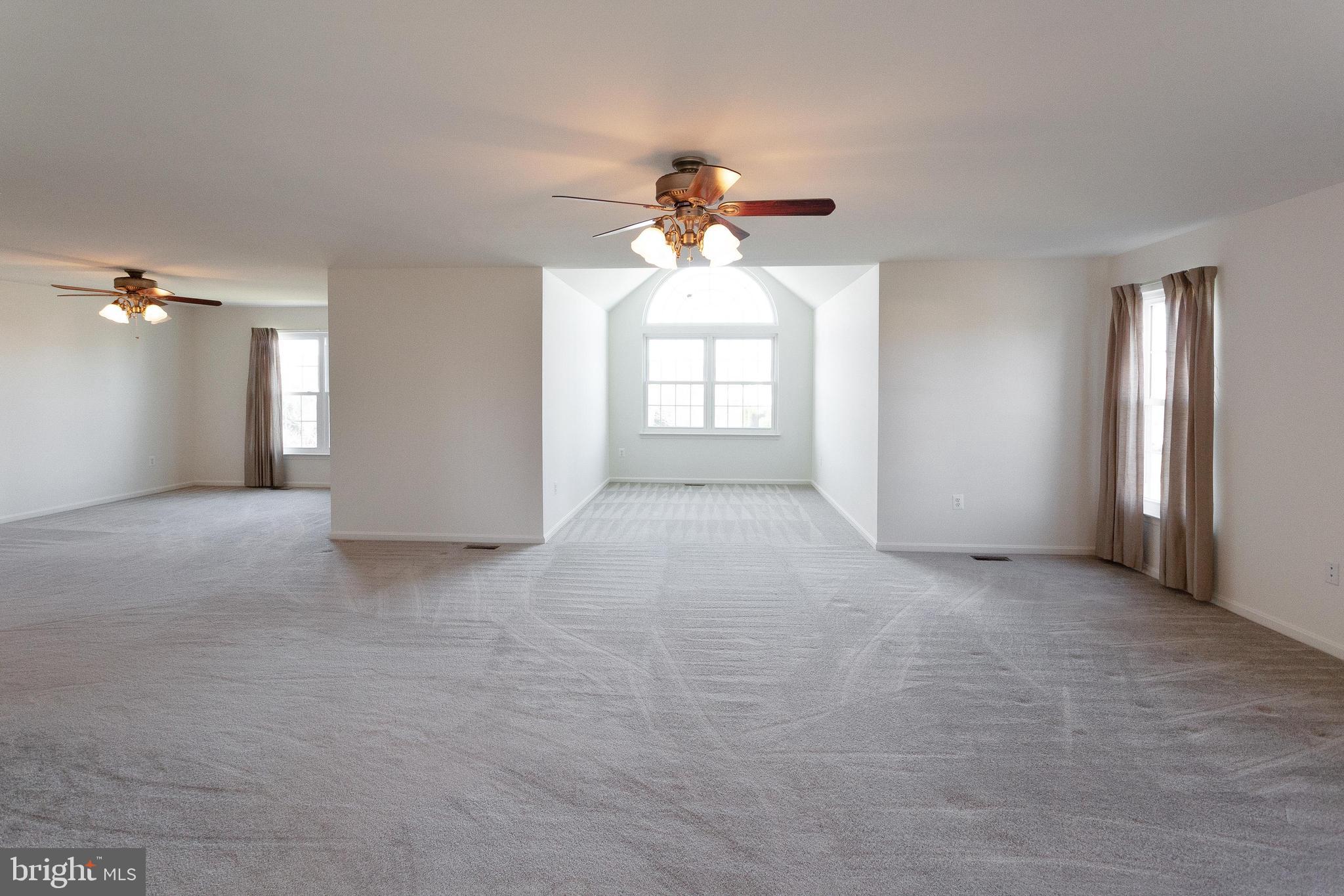 GREEN HILL MANOR - Residential