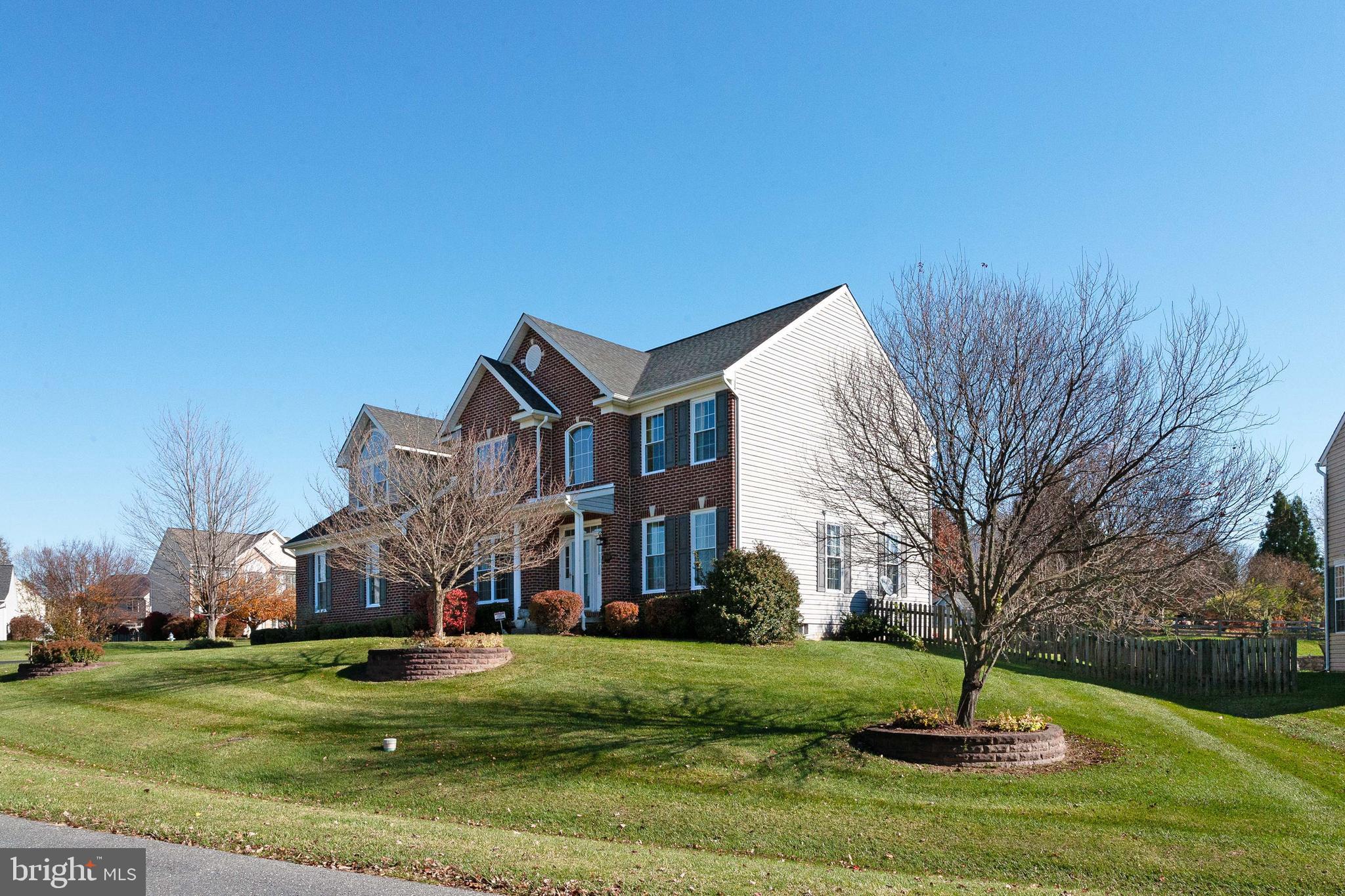 GREEN HILL MANOR - Residential