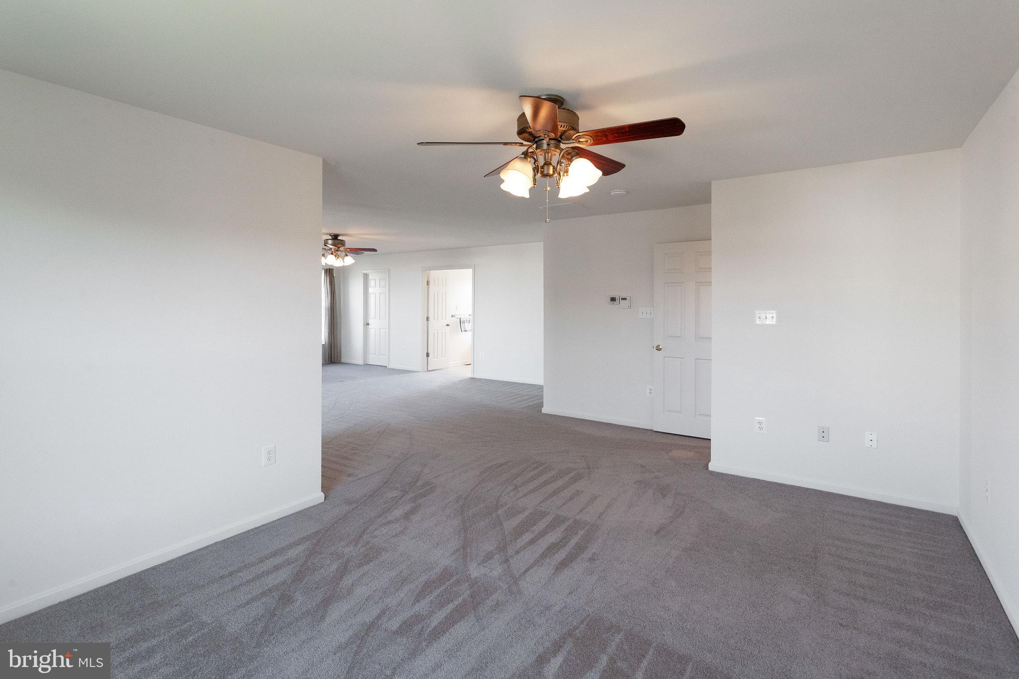 GREEN HILL MANOR - Residential