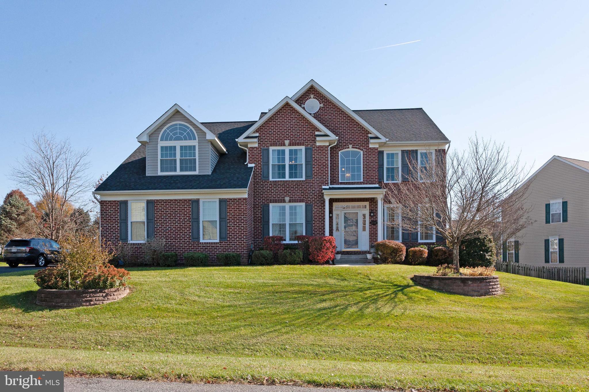 GREEN HILL MANOR - Residential