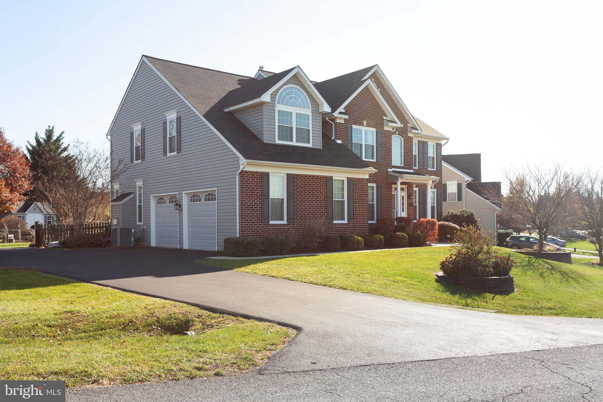 GREEN HILL MANOR - Residential