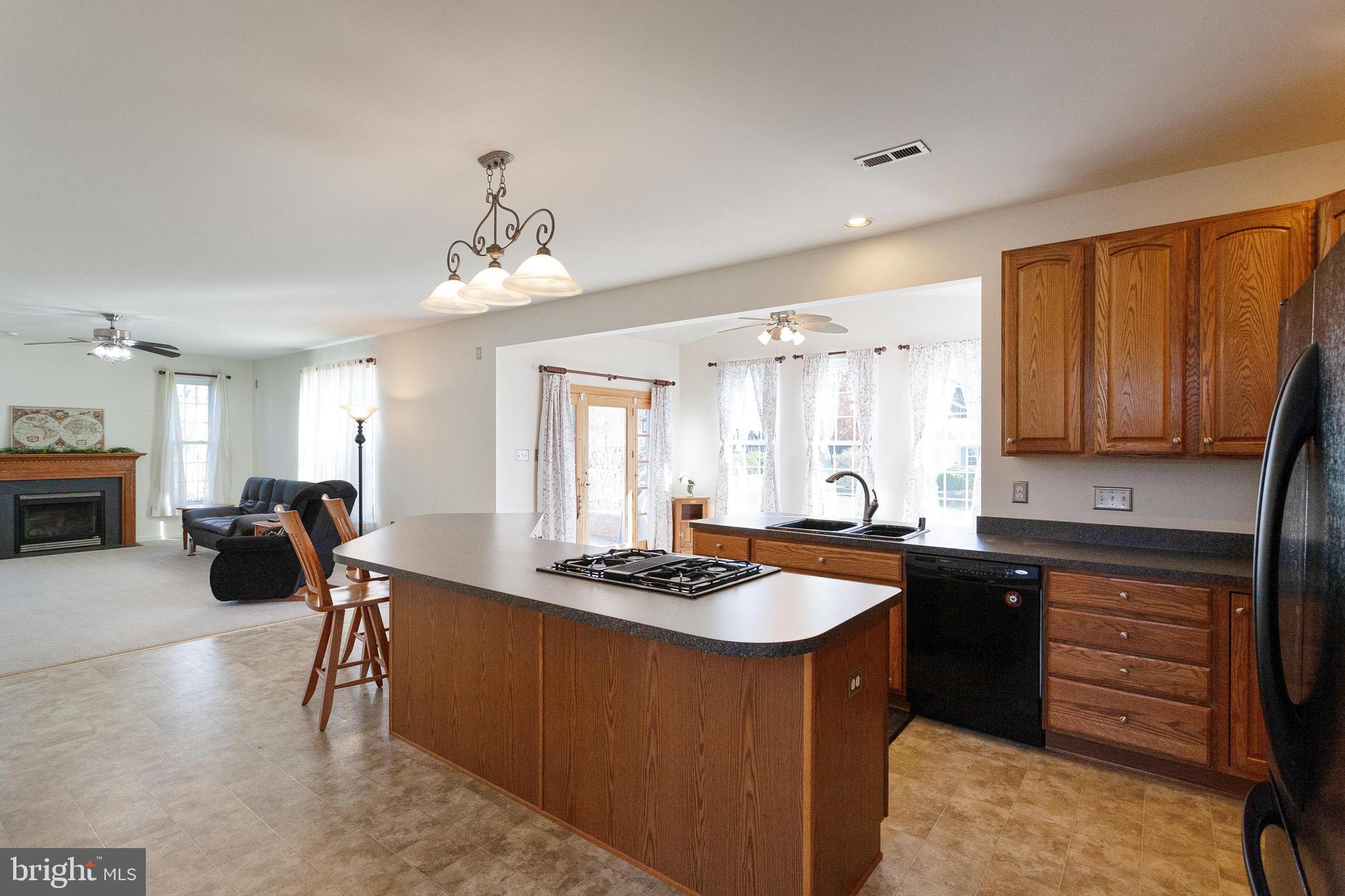 GREEN HILL MANOR - Residential