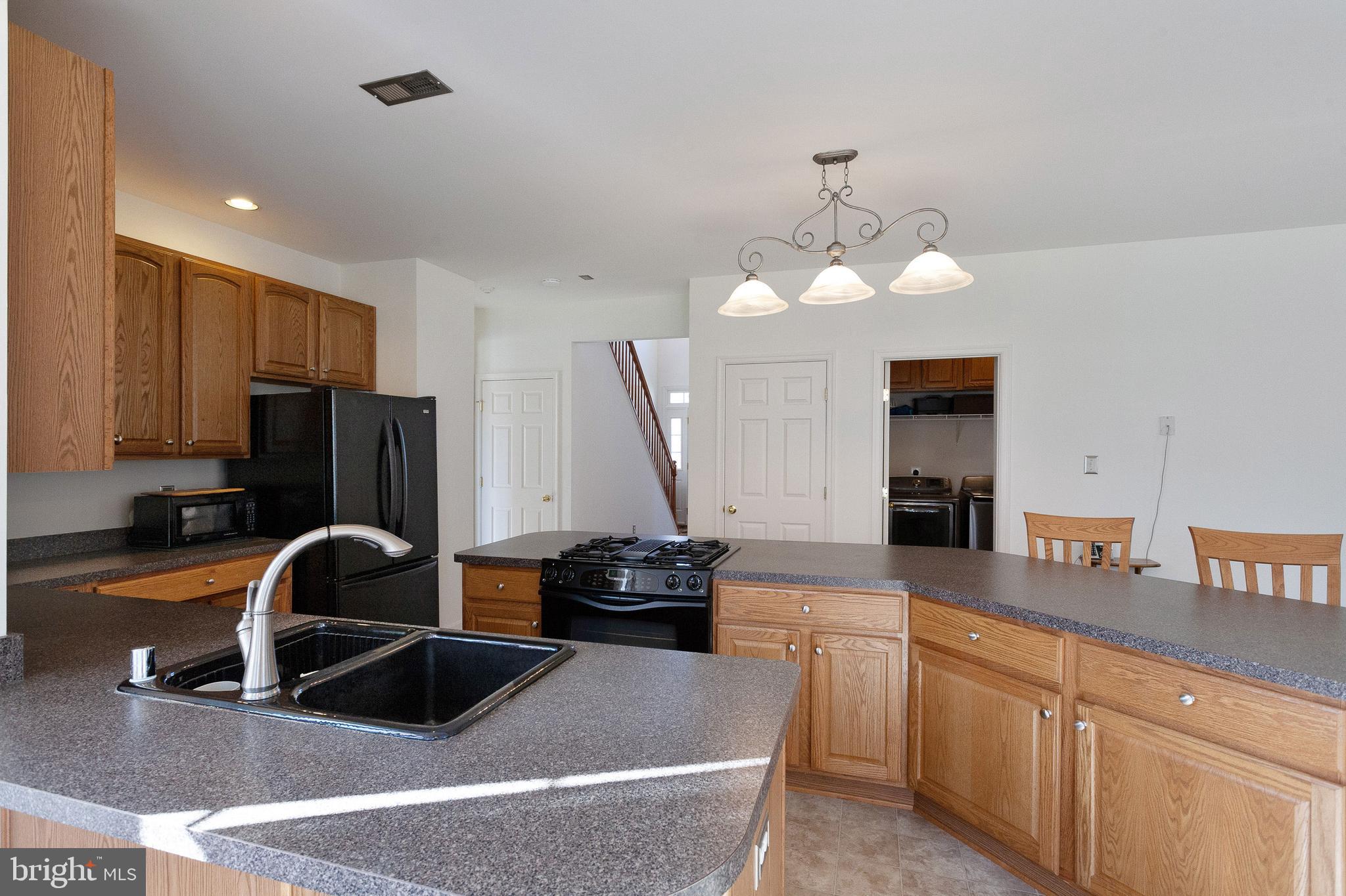 GREEN HILL MANOR - Residential