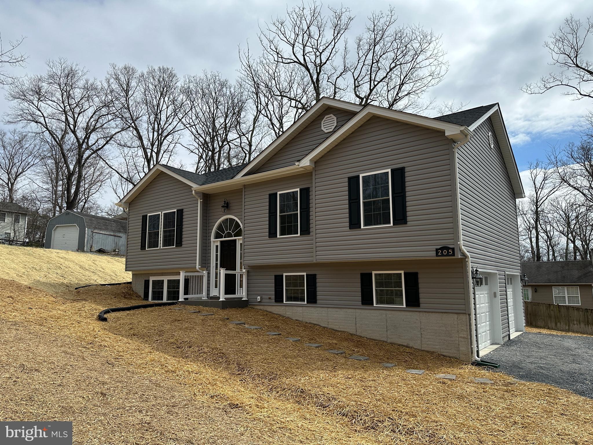 SHAWNEELAND - Residential