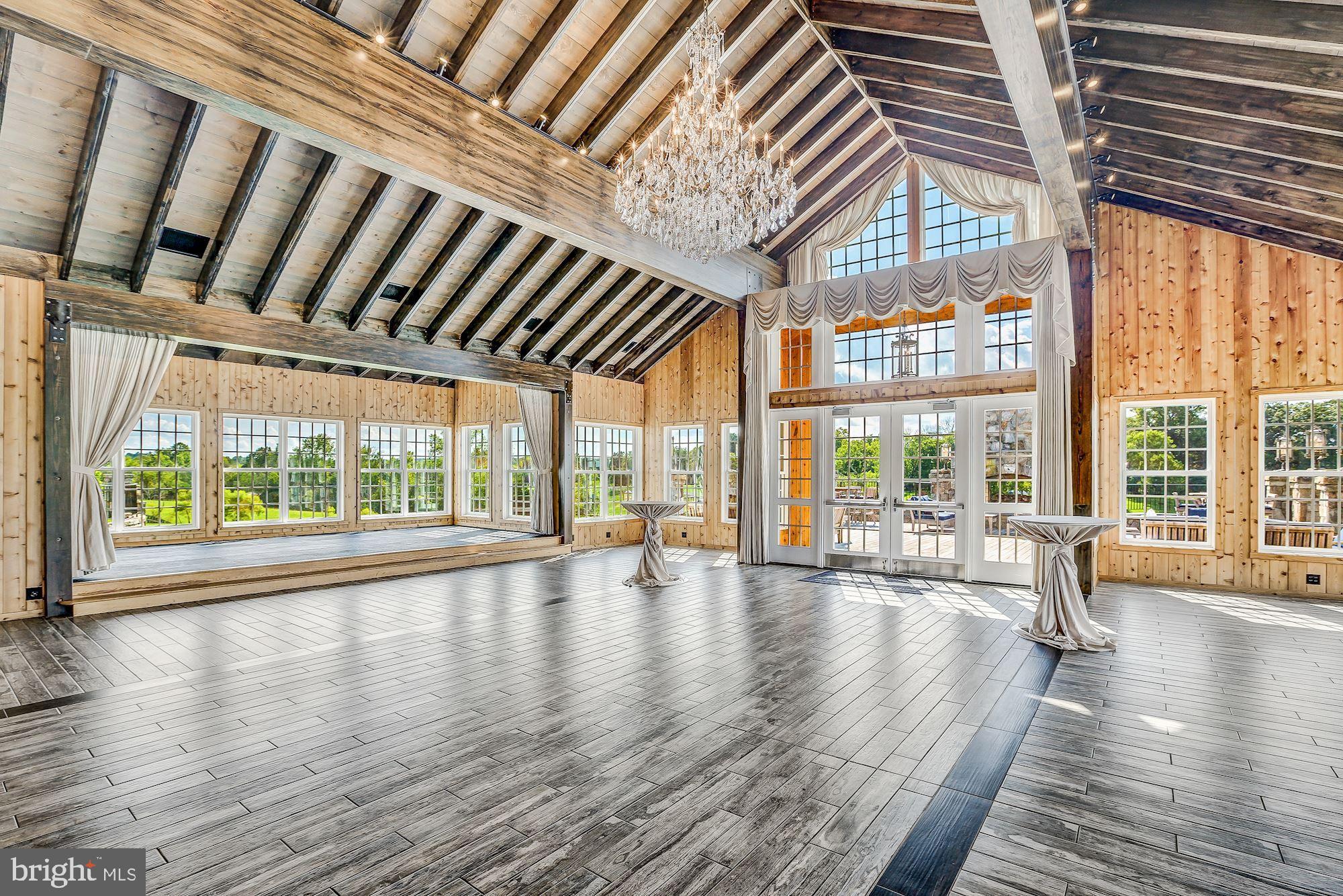 MOUNT IDA - Residential