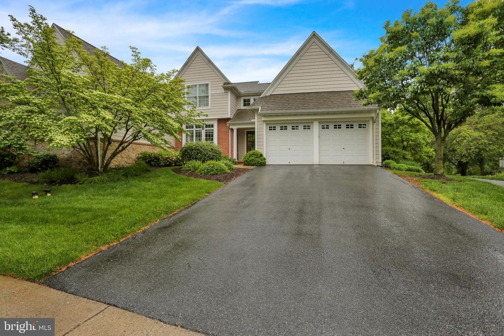 Photo of 116 Bank Barn Lane, LANCASTER, PA 17602 (MLS # PALA2069870)