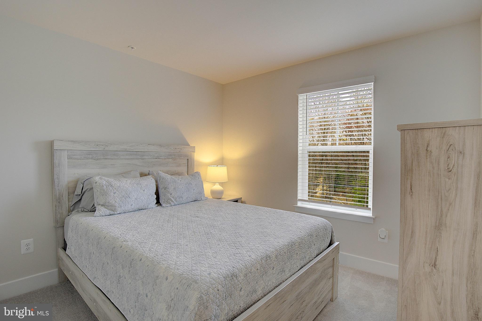 PARKSIDE PRESERVE - Residential