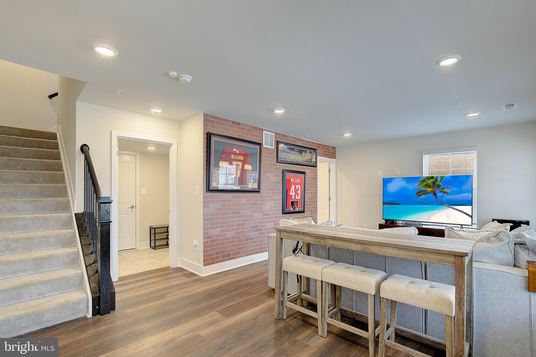 PARKSIDE PRESERVE - Residential