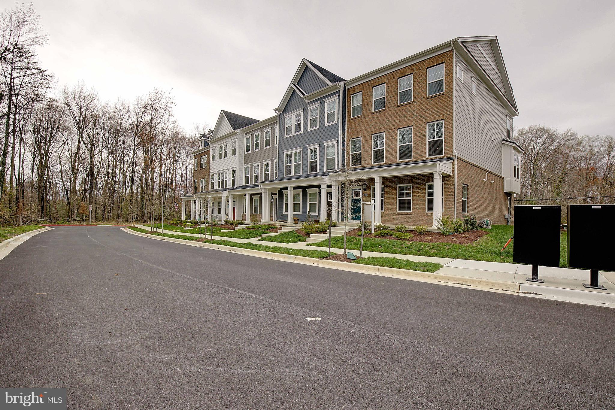 PARKSIDE PRESERVE - Residential